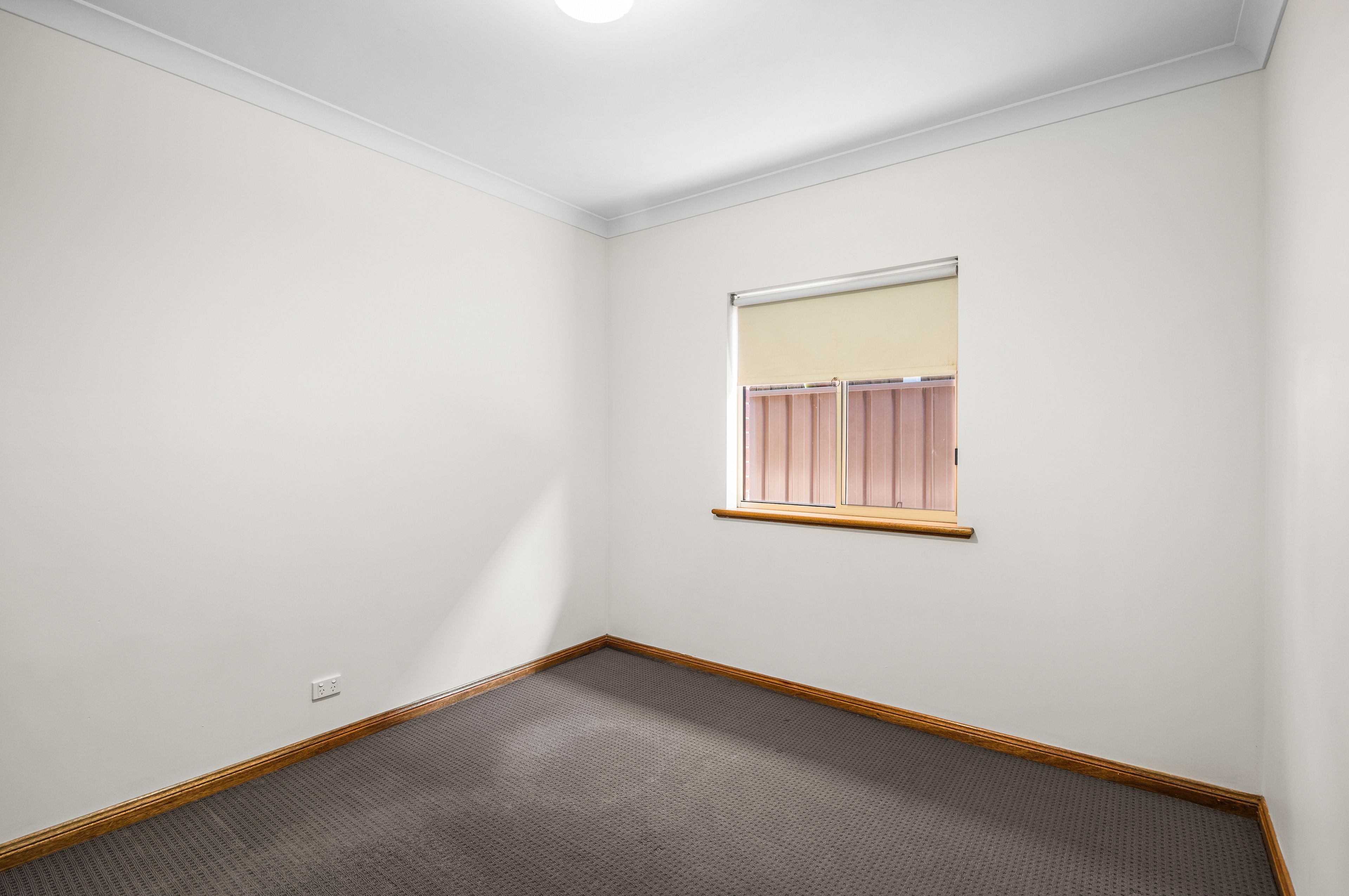 42B Silkes Road — photo 13 of 17