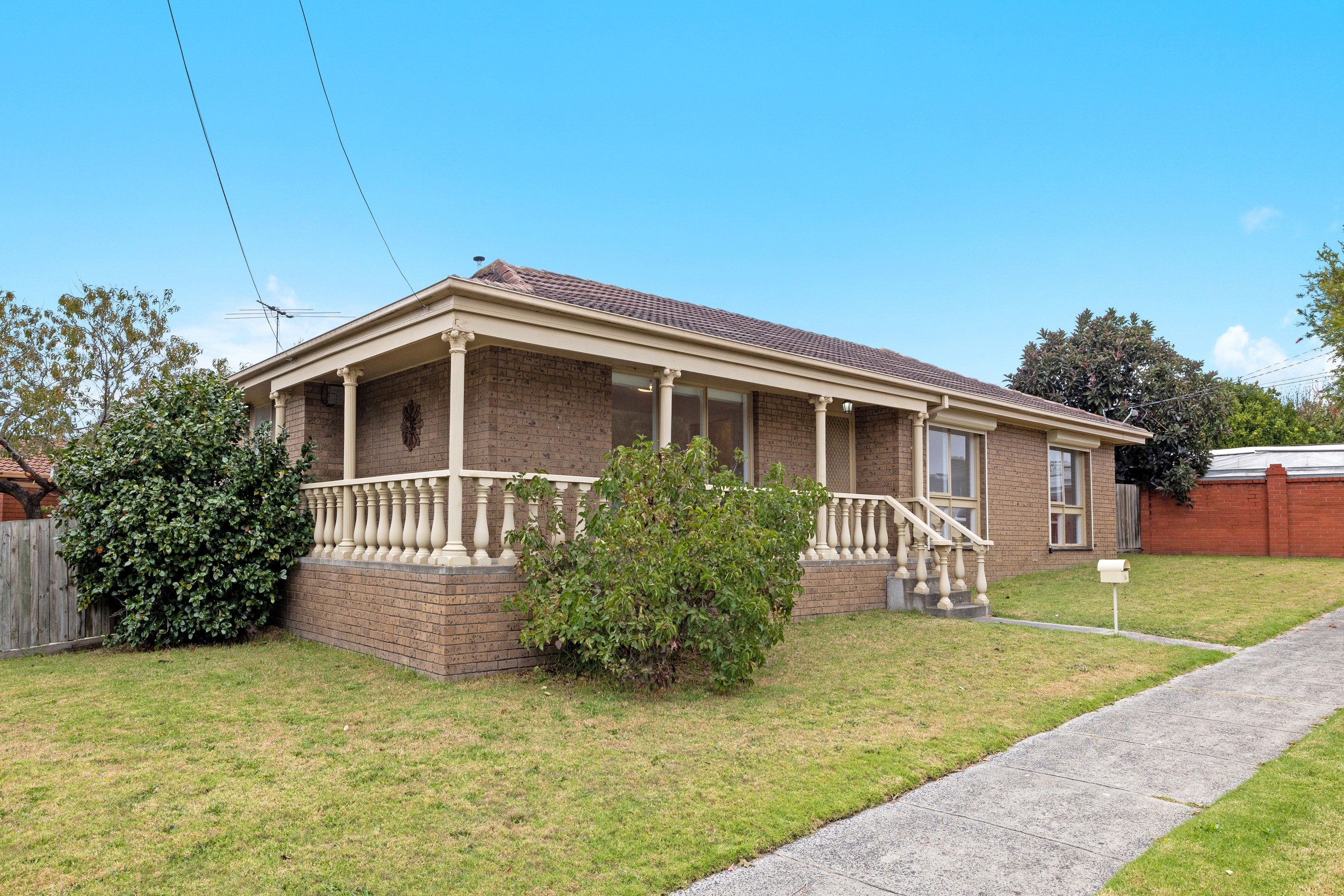 14 Delacombe Court, Cheltenham, VIC 3192