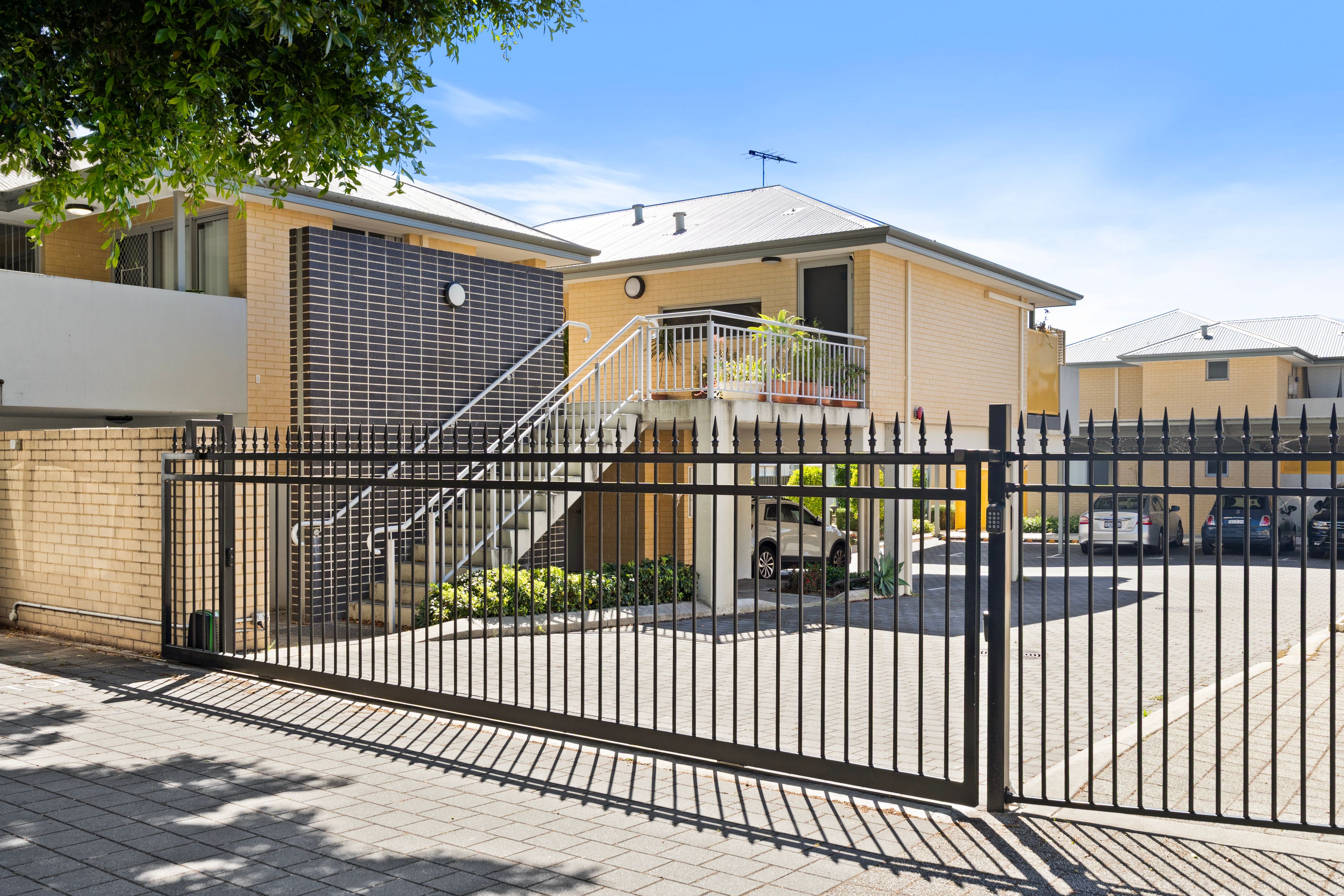 2/23 Thor Street — photo 18 of 20