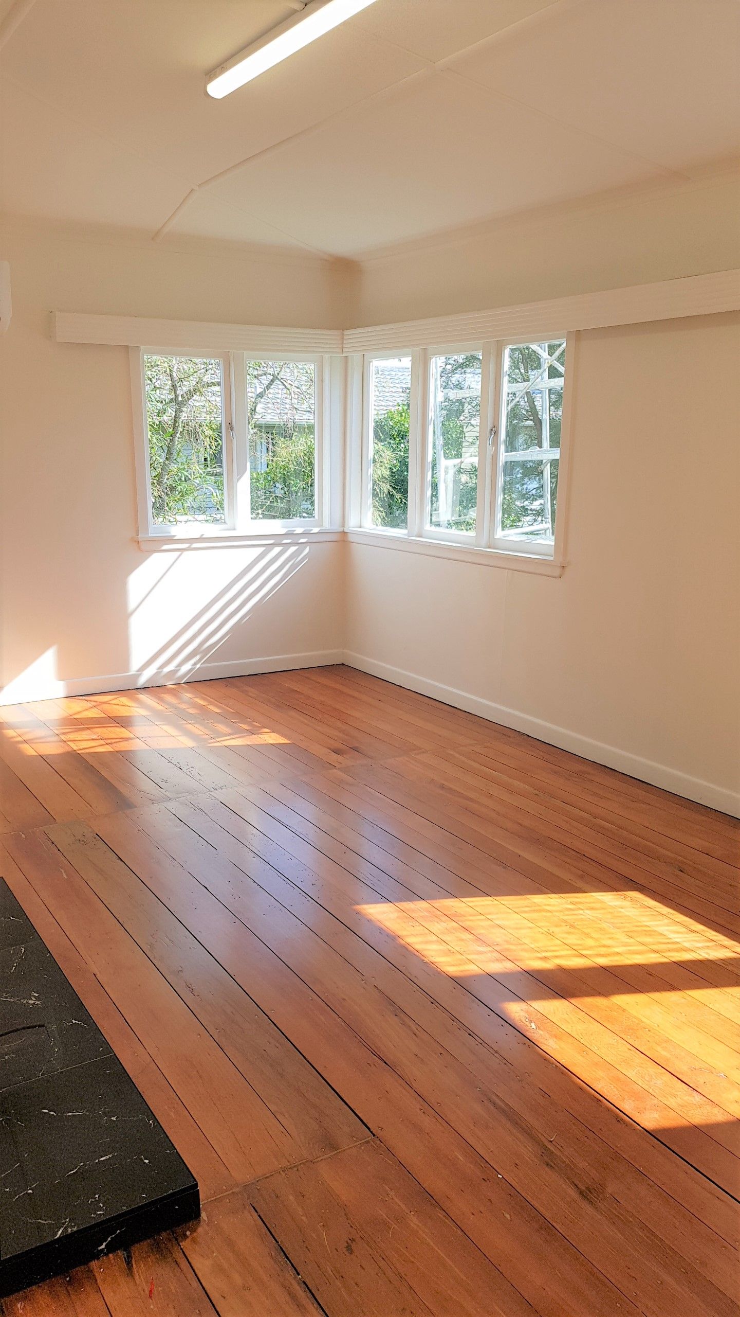 a/19 Domain Road, Glenfield, North Shore City