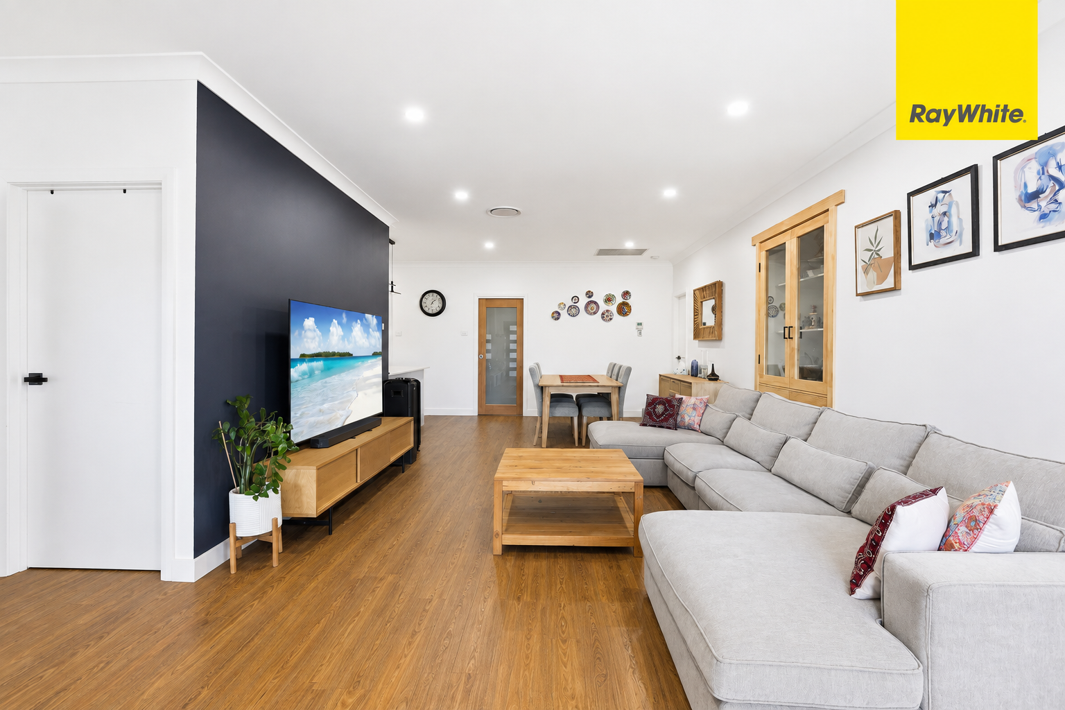 2 Hutt Street — photo 3 of 23