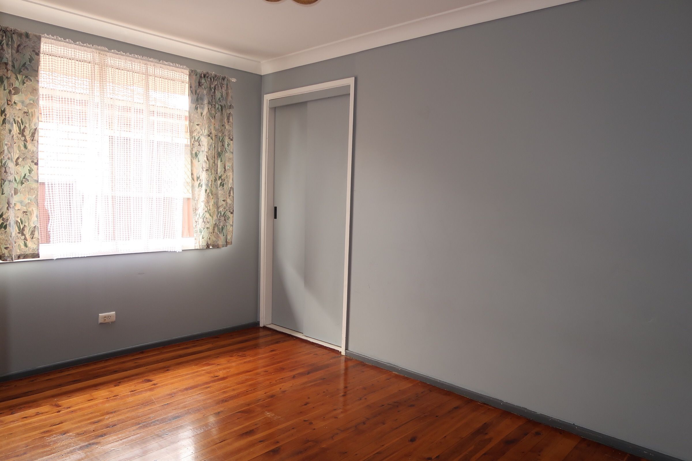 82 Fawcett Street, Glenfield, NSW 2167