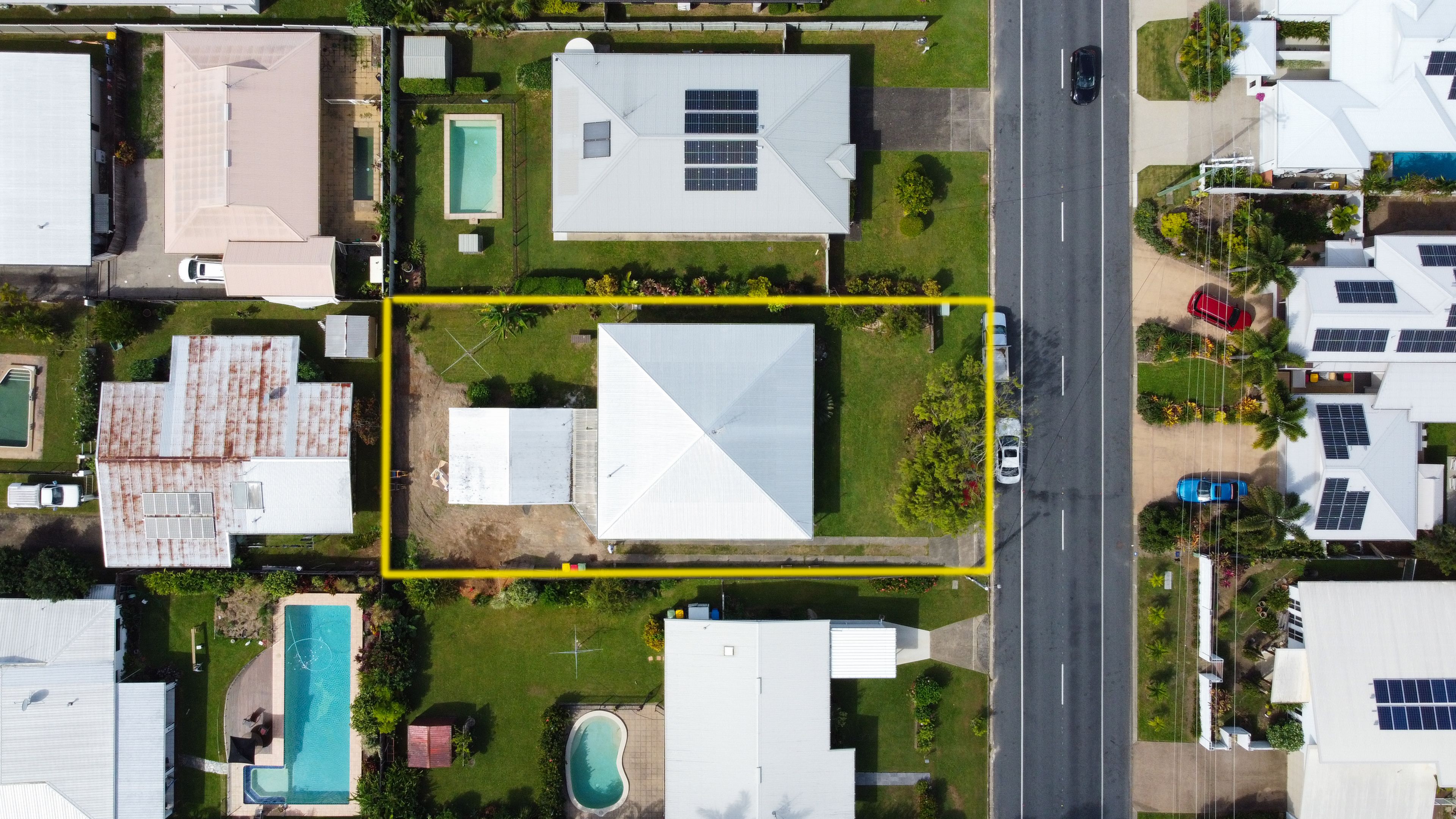 70 Veivers Road, Palm Cove, QLD 4879
