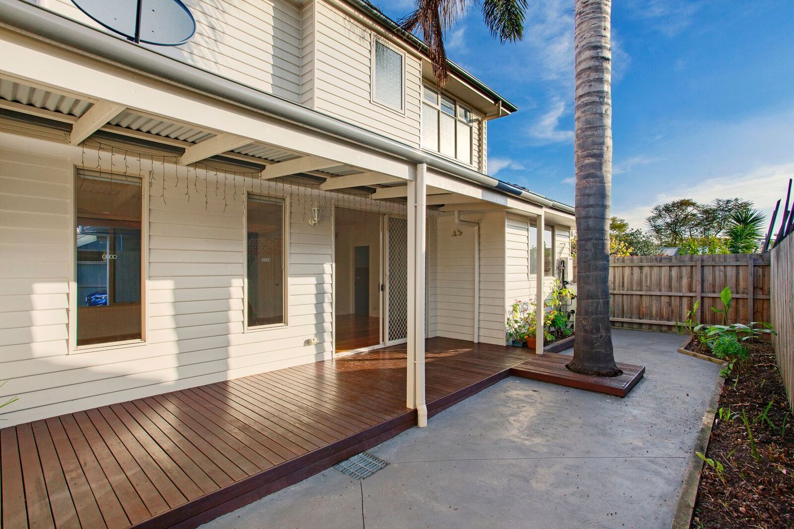 2/37 WILLESDEN Road, Hughesdale, VIC 3166