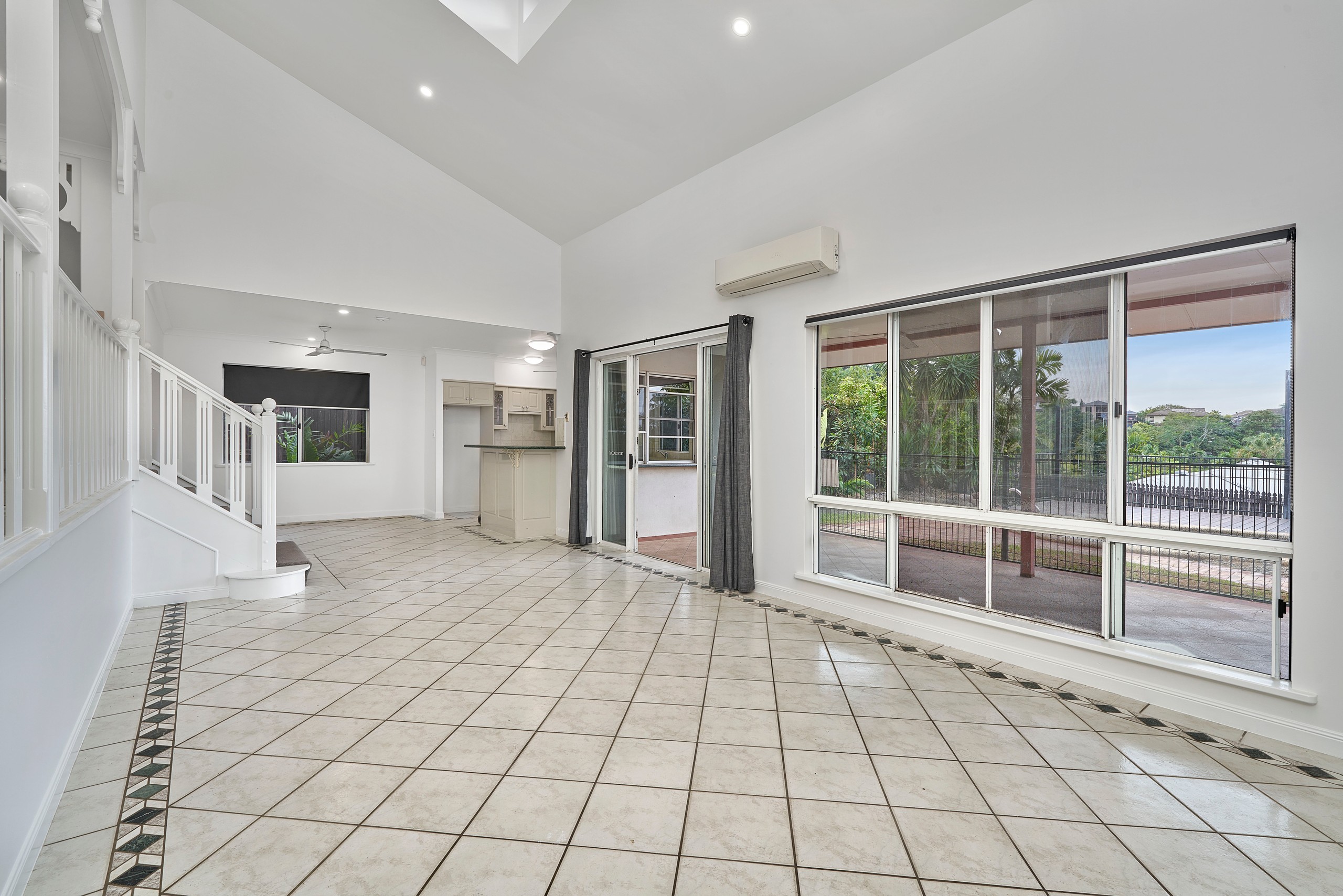 2 Greenock Way, Brinsmead, QLD 4870