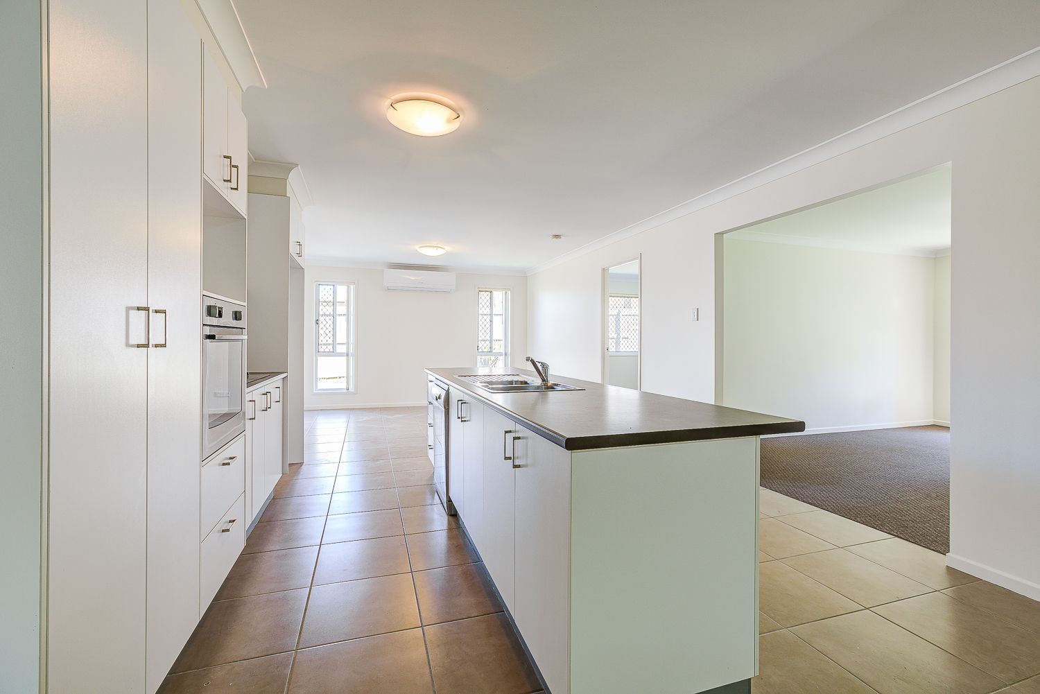 3 Greenpark Drive, Crestmead, QLD 4132