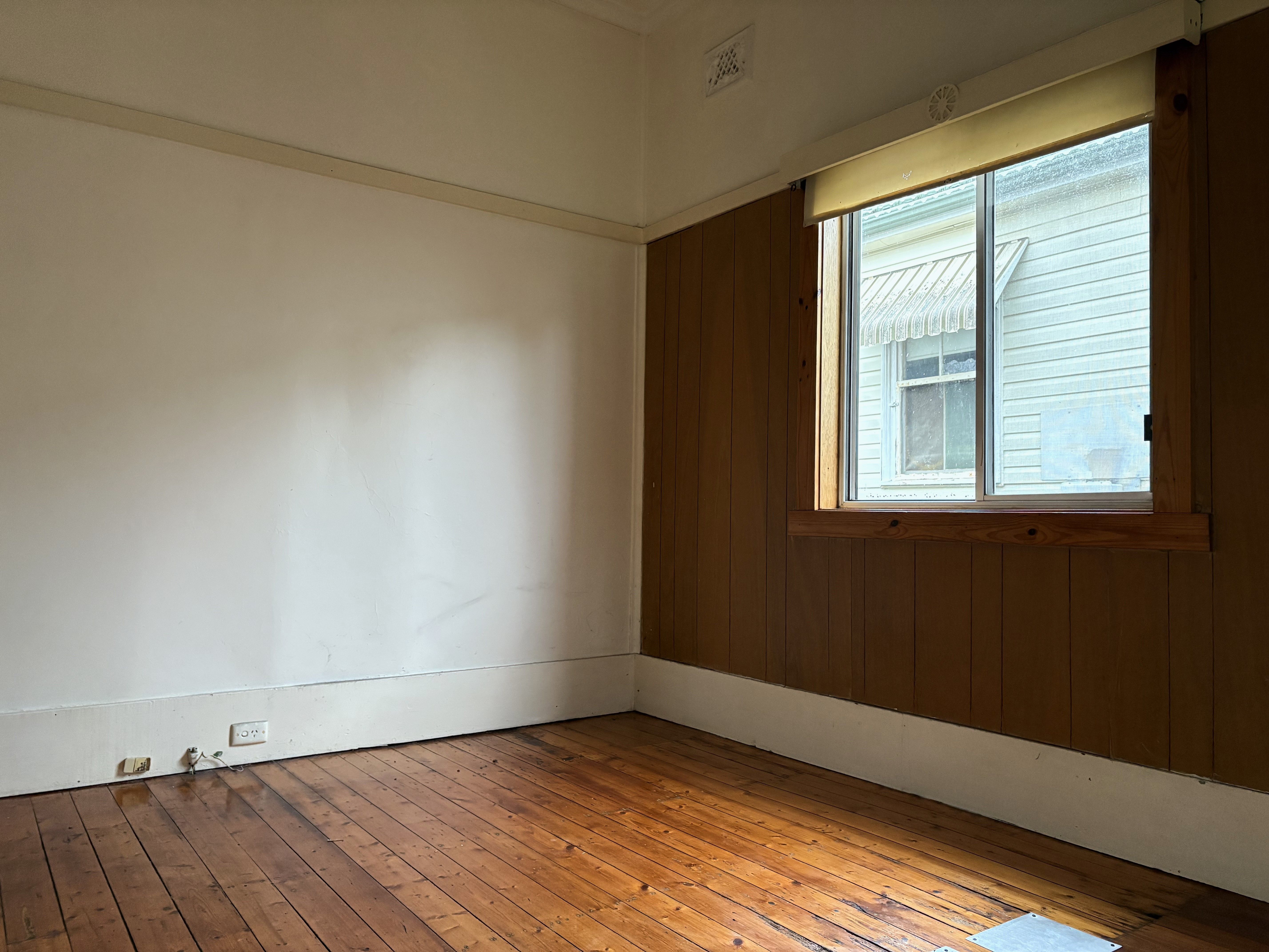 114 Permanent Avenue — photo 5 of 10