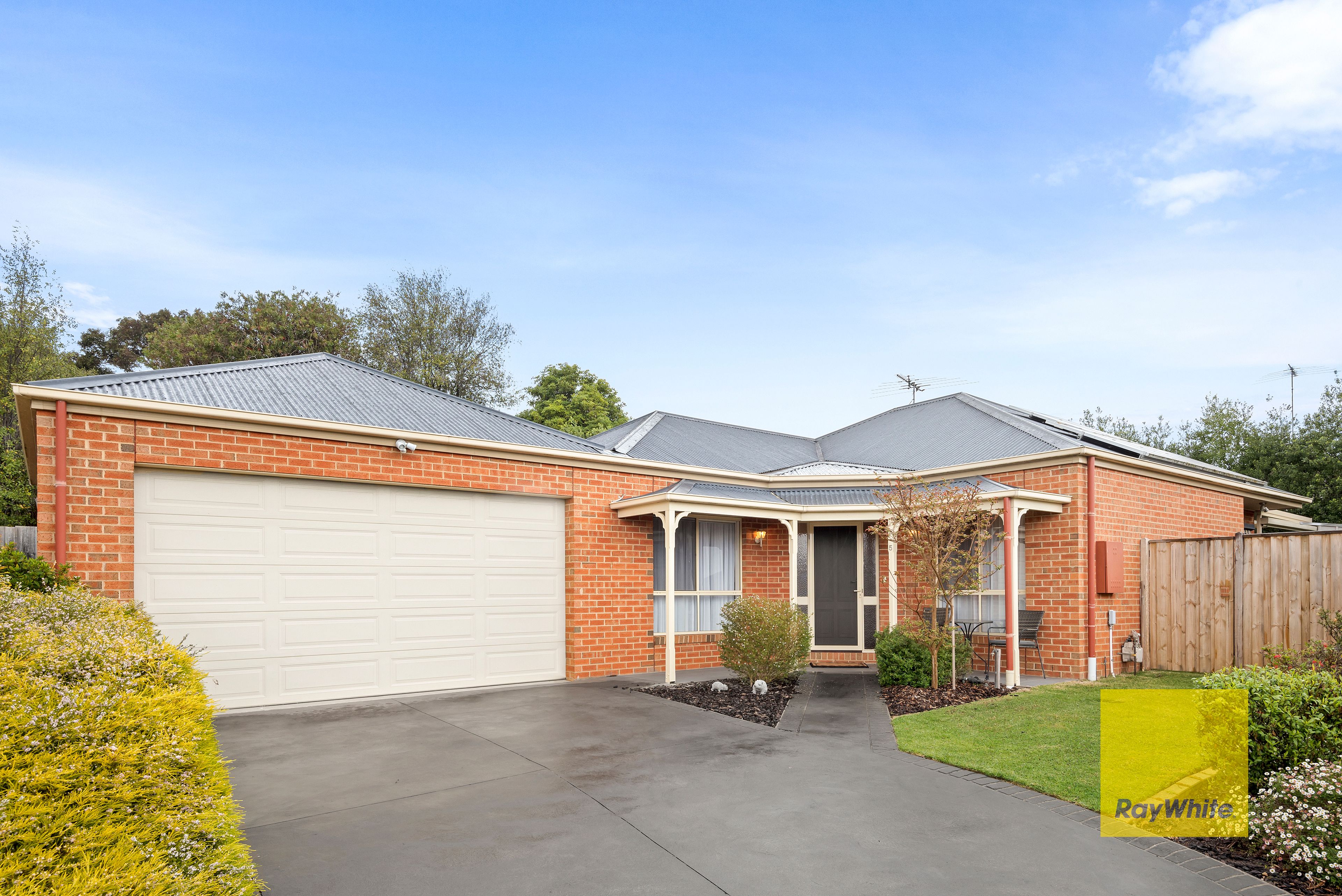 5/33 Meadowvale Drive, Grovedale, VIC 3216 Sold Townhouse Ray White Highton