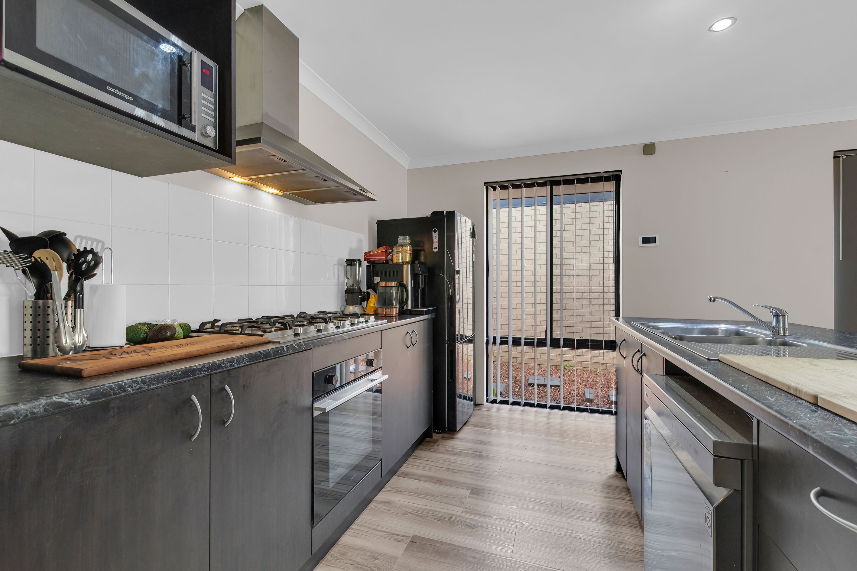 26 Whipbird Street — photo 11 of 26