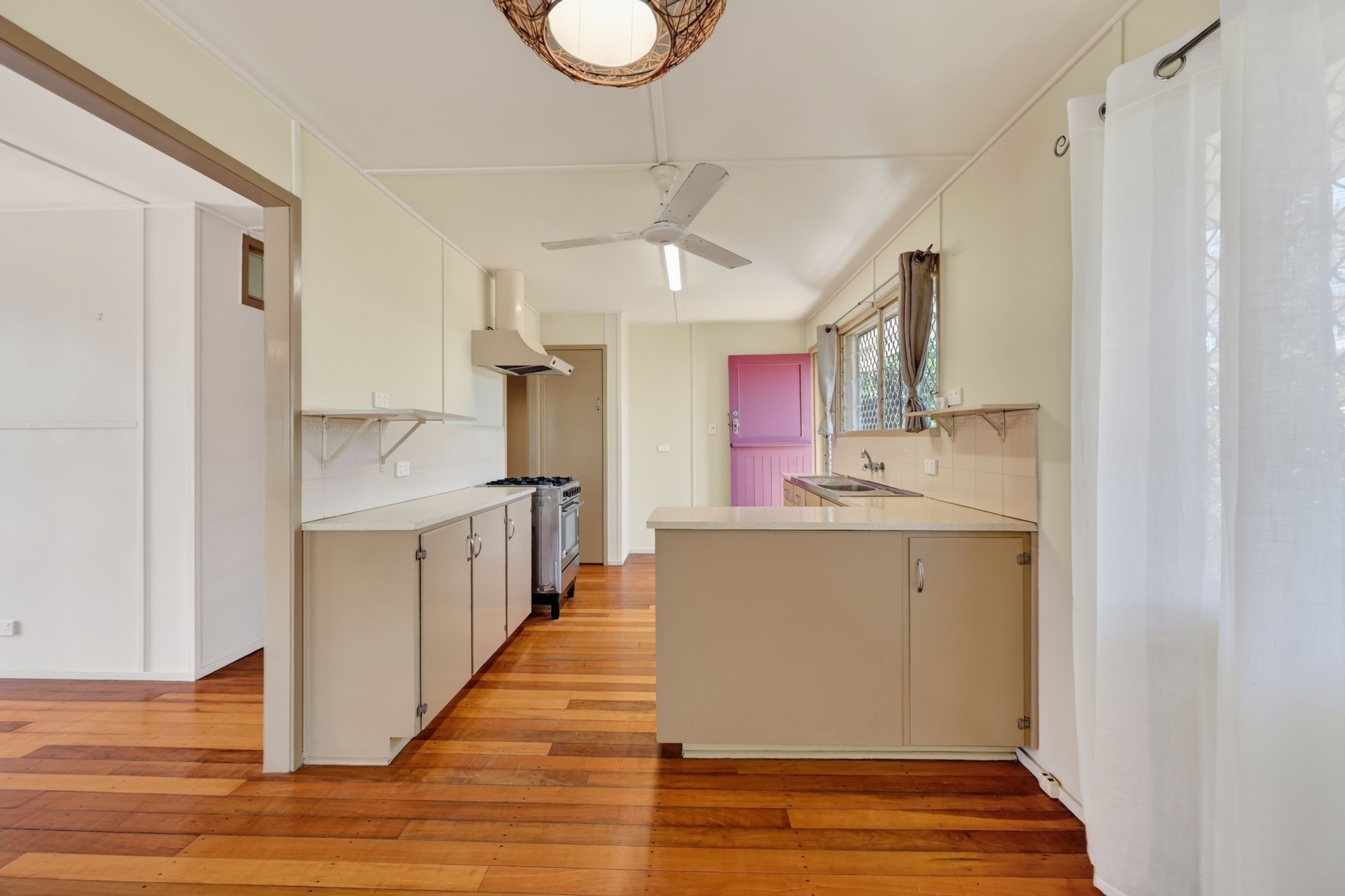 23 Clements Crescent — photo 6 of 19