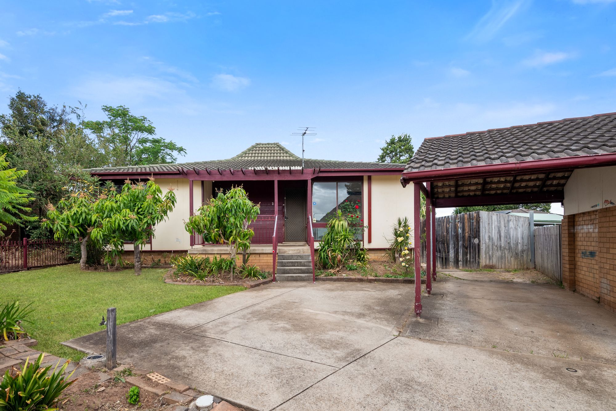 3 Yarrawin Way, Airds, NSW 2560