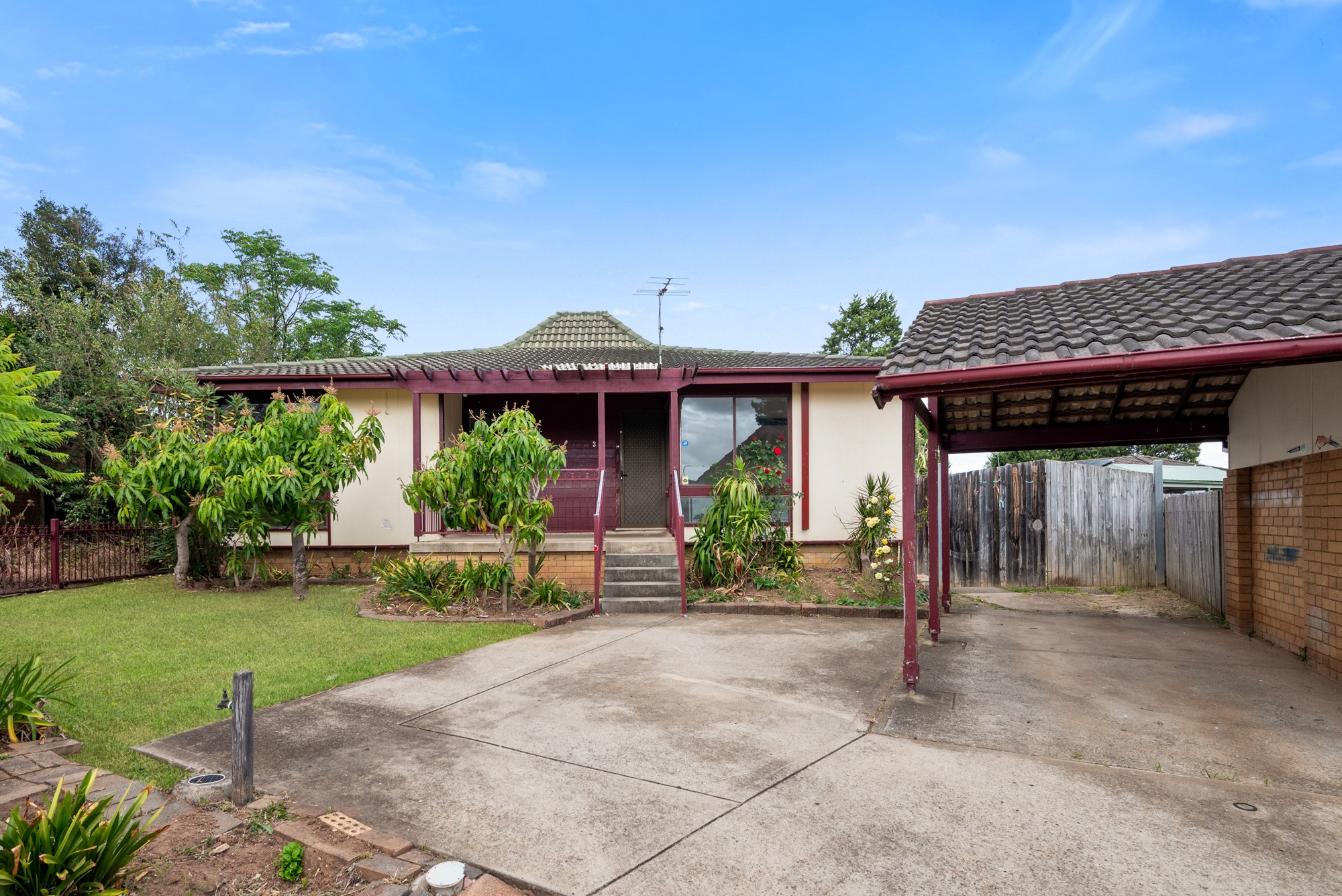 3 Yarrawin Way, Airds, NSW 2560