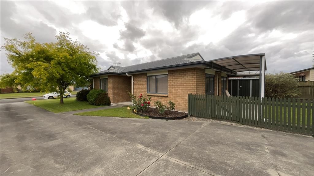 71 Rhodes Drive, Kelvin Grove, Palmerston North City
