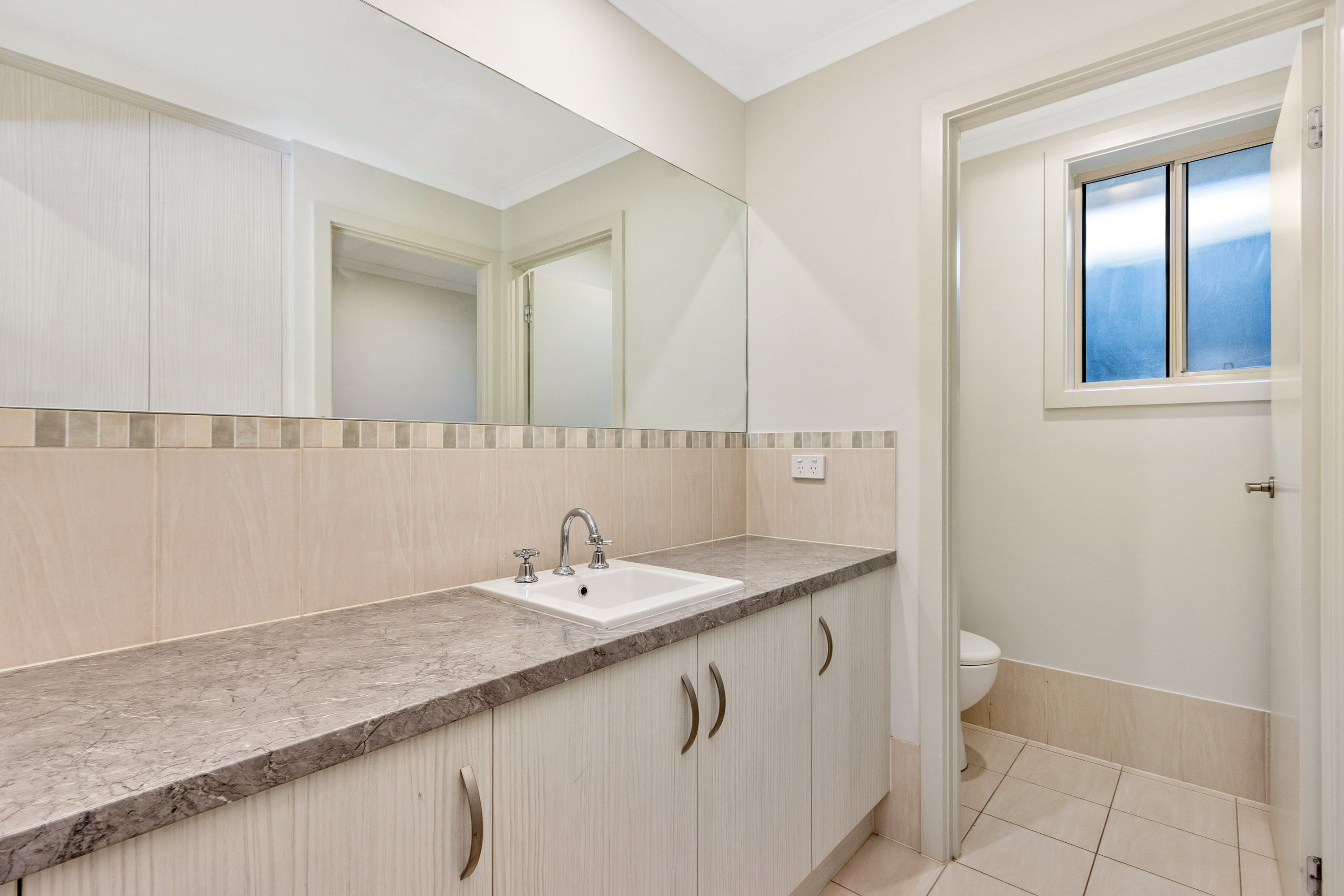 62 Carlisle Street — photo 15 of 20