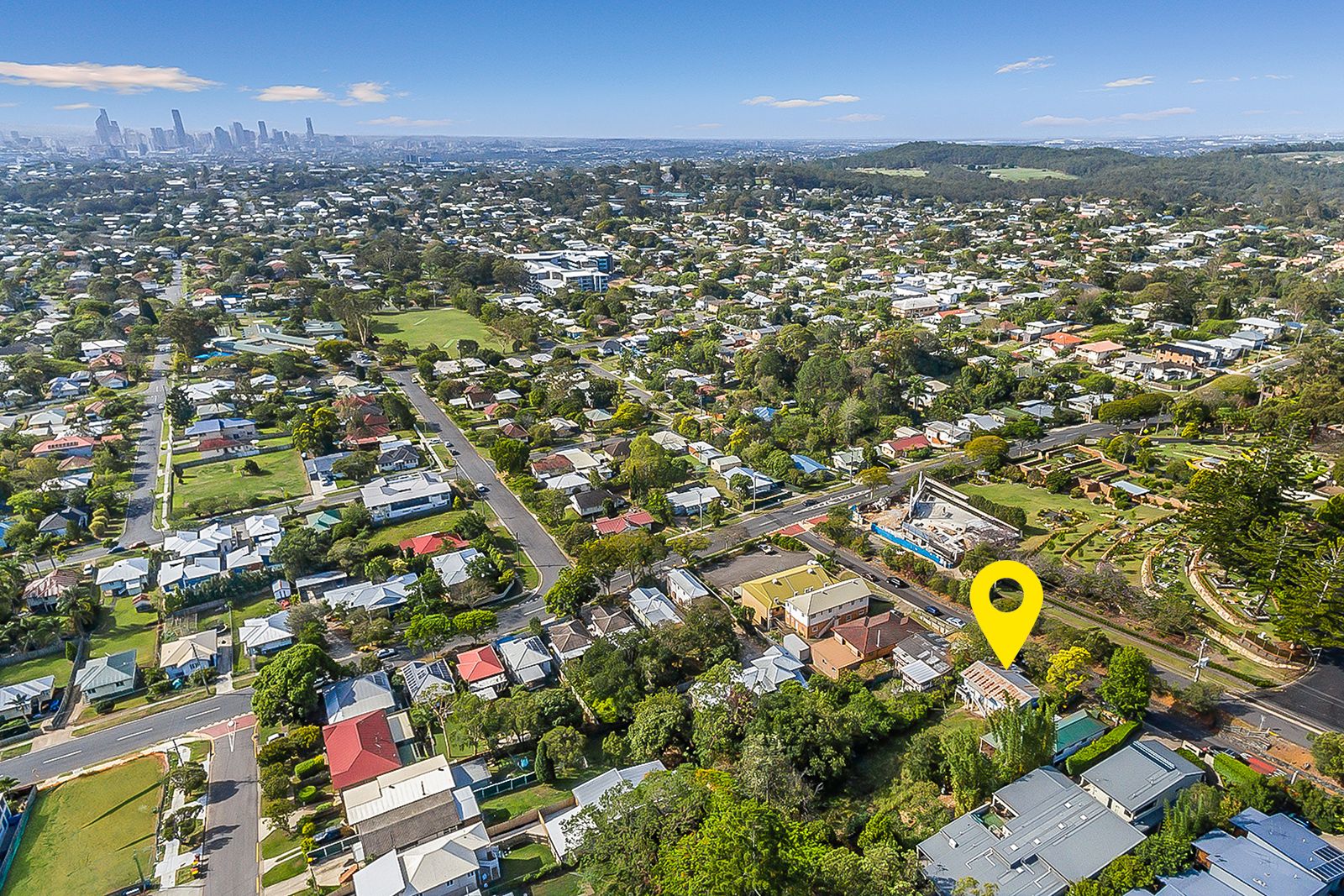 15 Crest Street, Mount Gravatt East, QLD 4122
