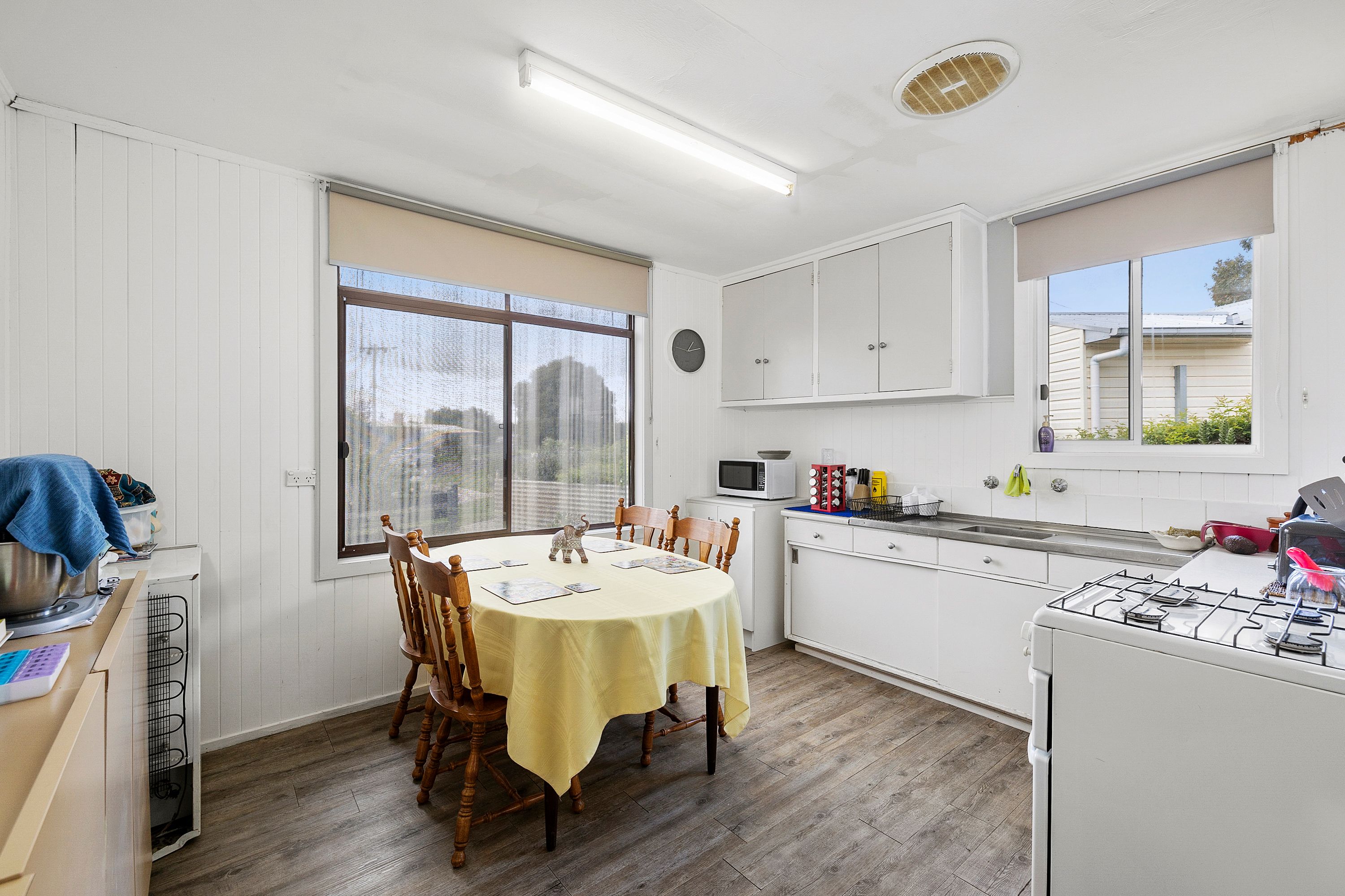 17 Steven Crescent, Ararat, VIC 3377