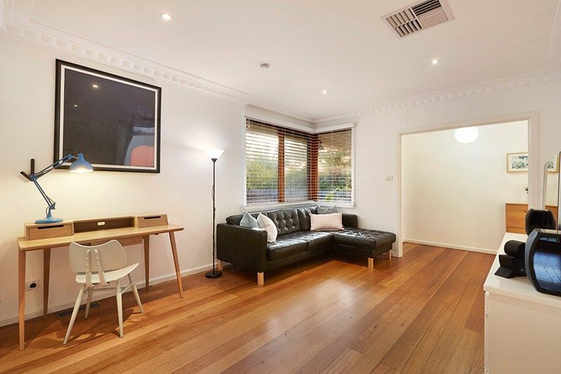 9A Deakin Street, Mitcham, VIC 3132