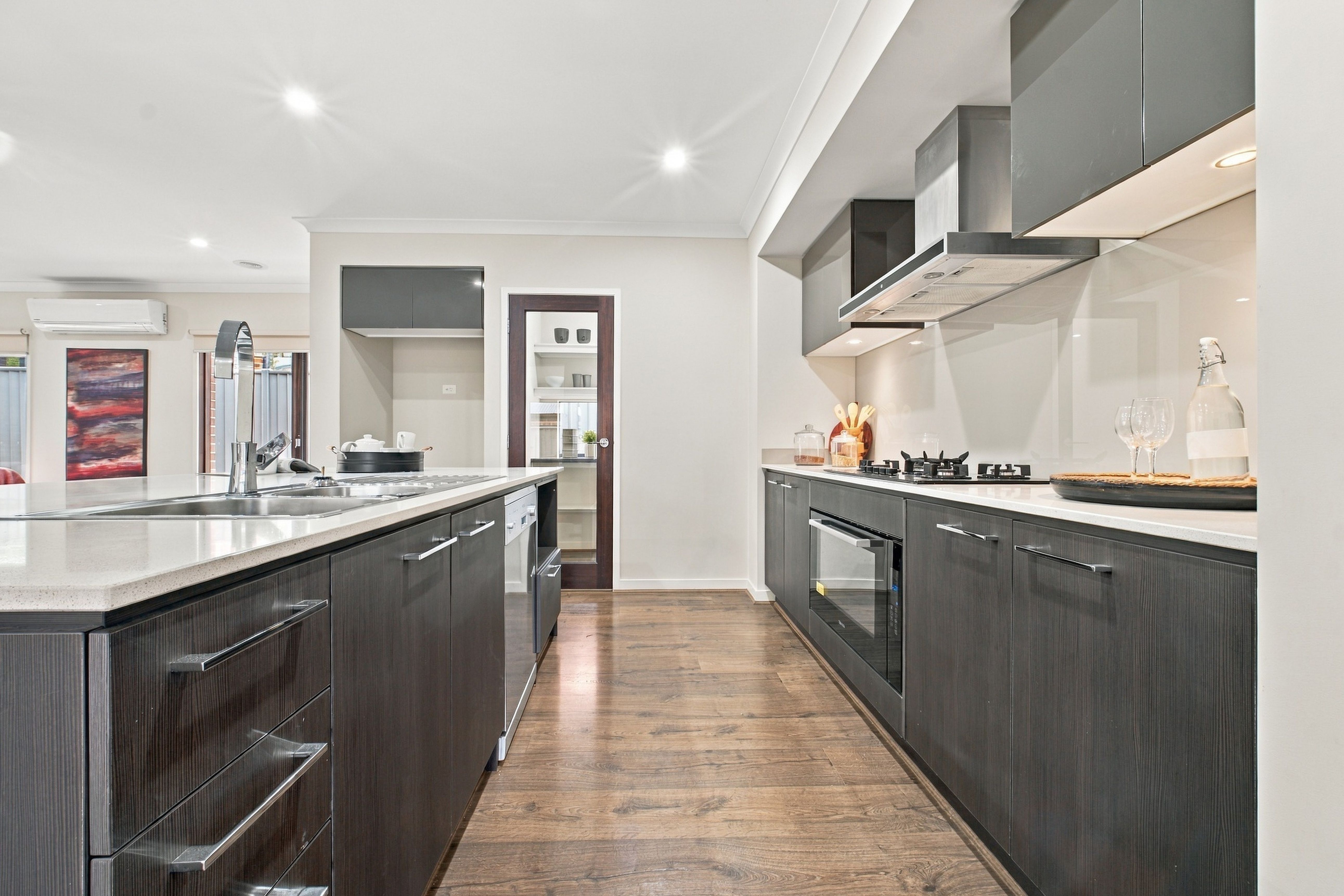 11 Murrayfield Street — photo 5 of 18