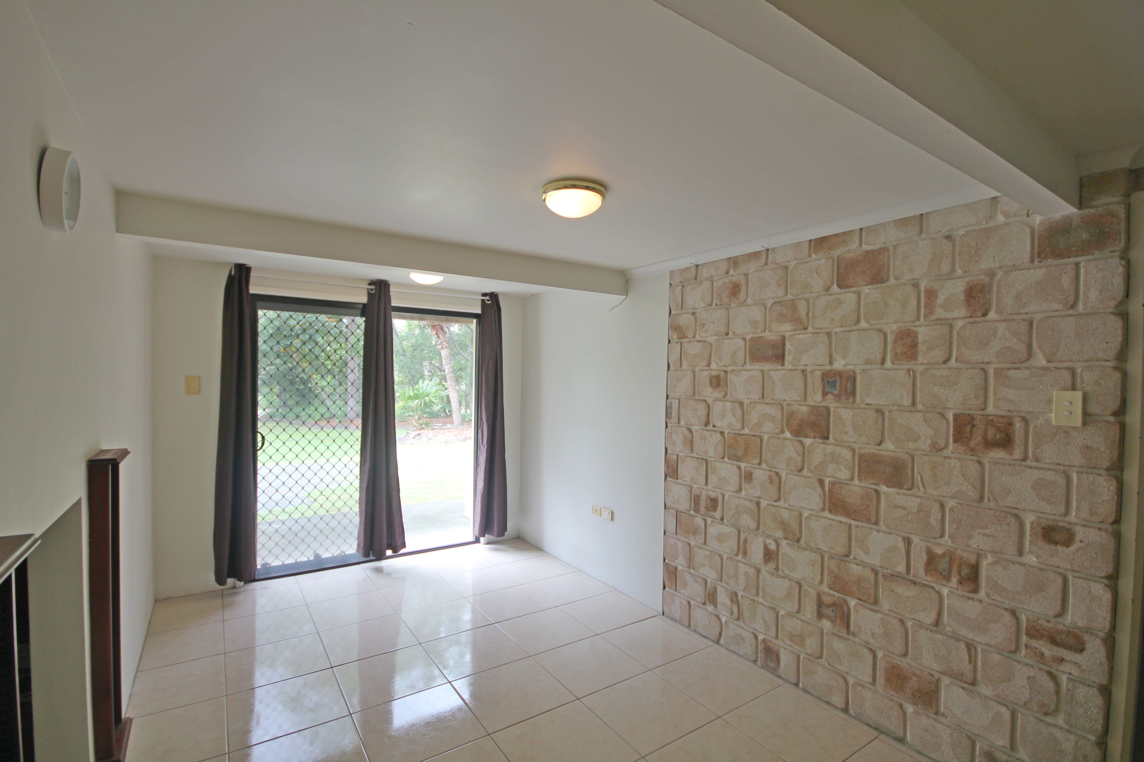 10 Osborne Court — photo 7 of 11