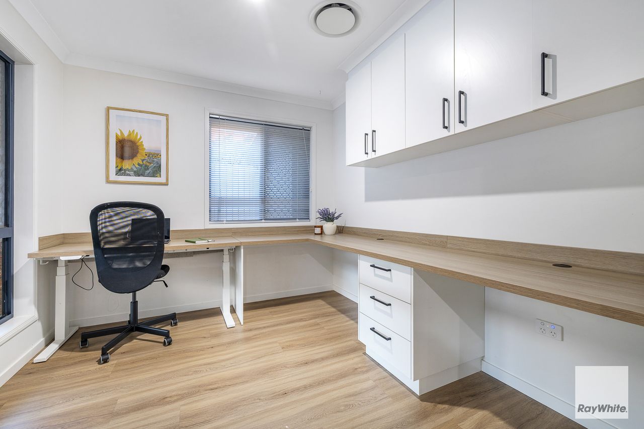 6 Coolum Court, Redland Bay, photo 8