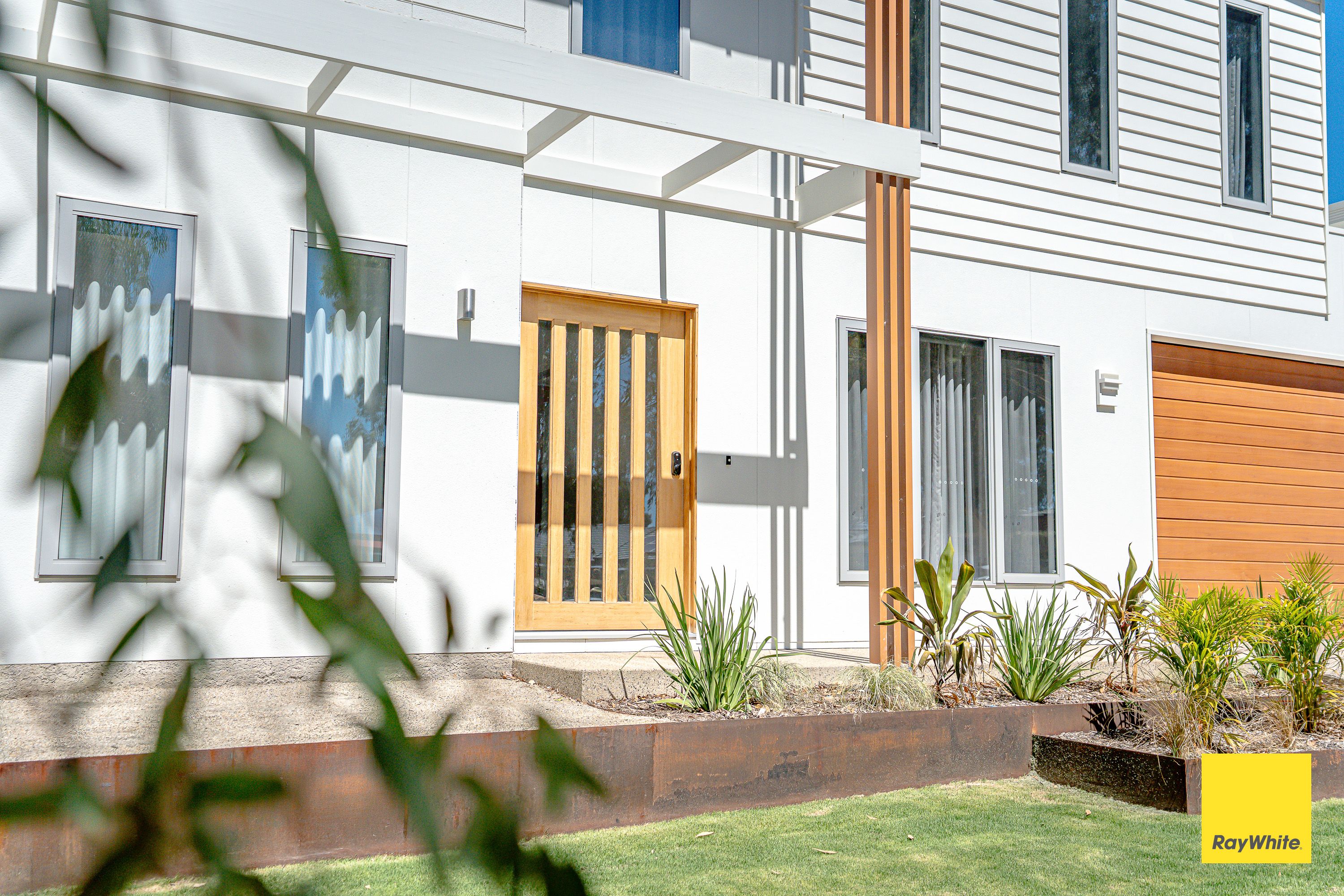 25 Glenelg Drive, Maiden Gully, VIC 3551