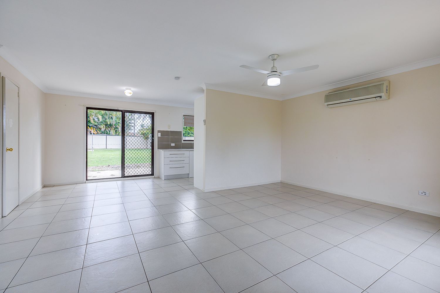 24 Coffey Street, Crestmead, QLD 4132