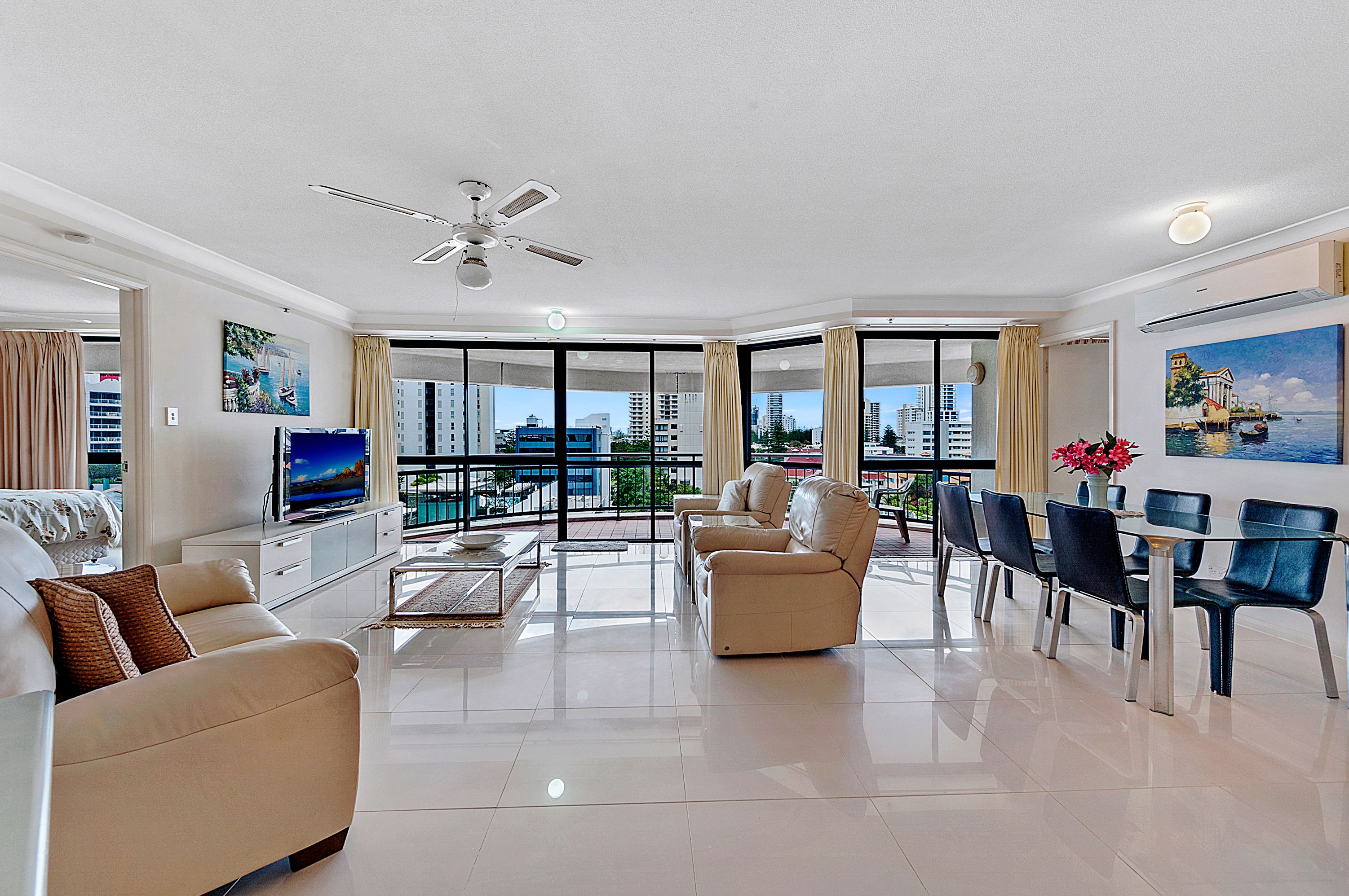 15 Victoria Avenue, Broadbeach QLD 4218