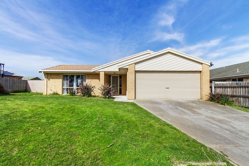 42 Tulloch Way, Traralgon VIC 3844