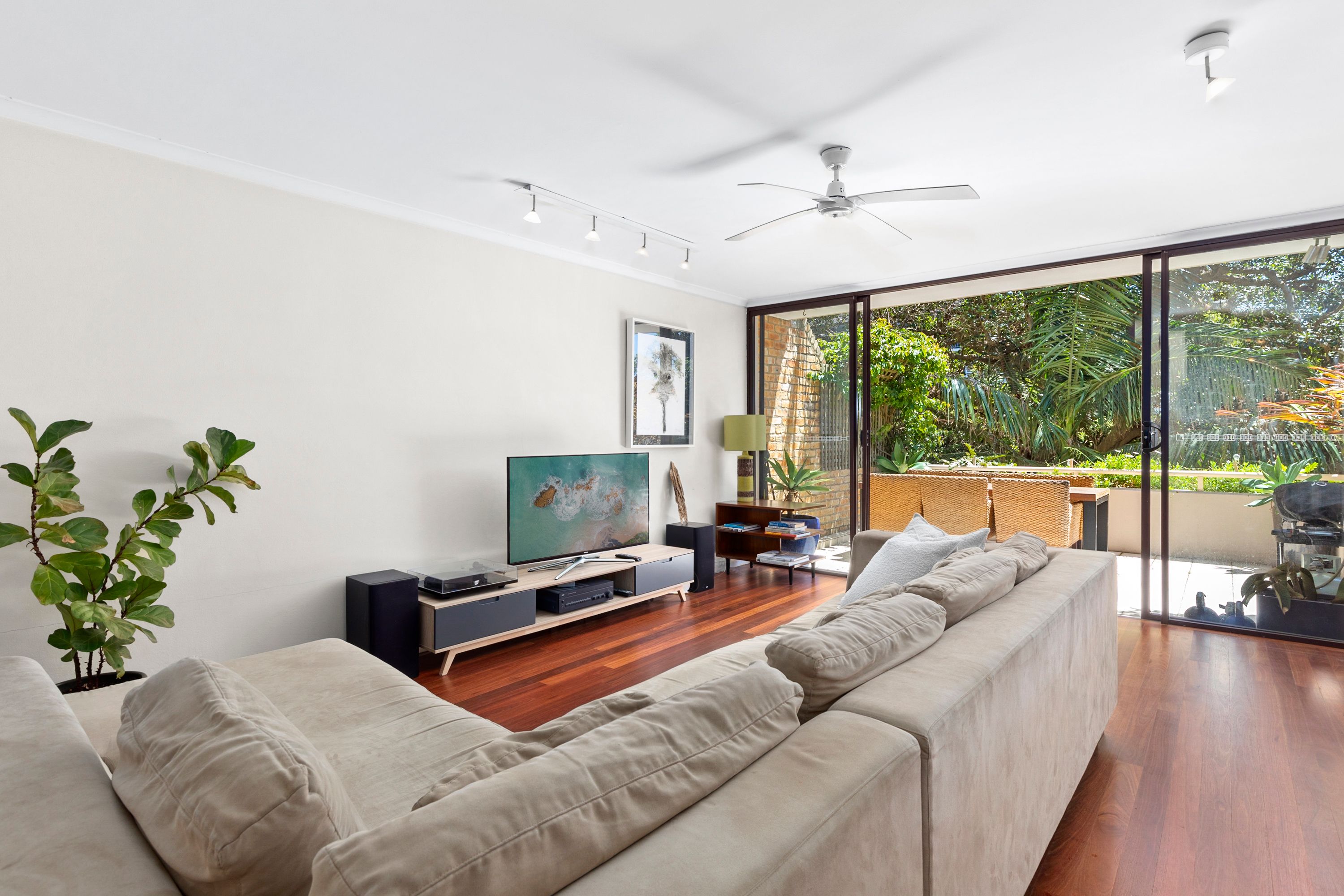 16 Mactier Street, Narrabeen NSW 2101