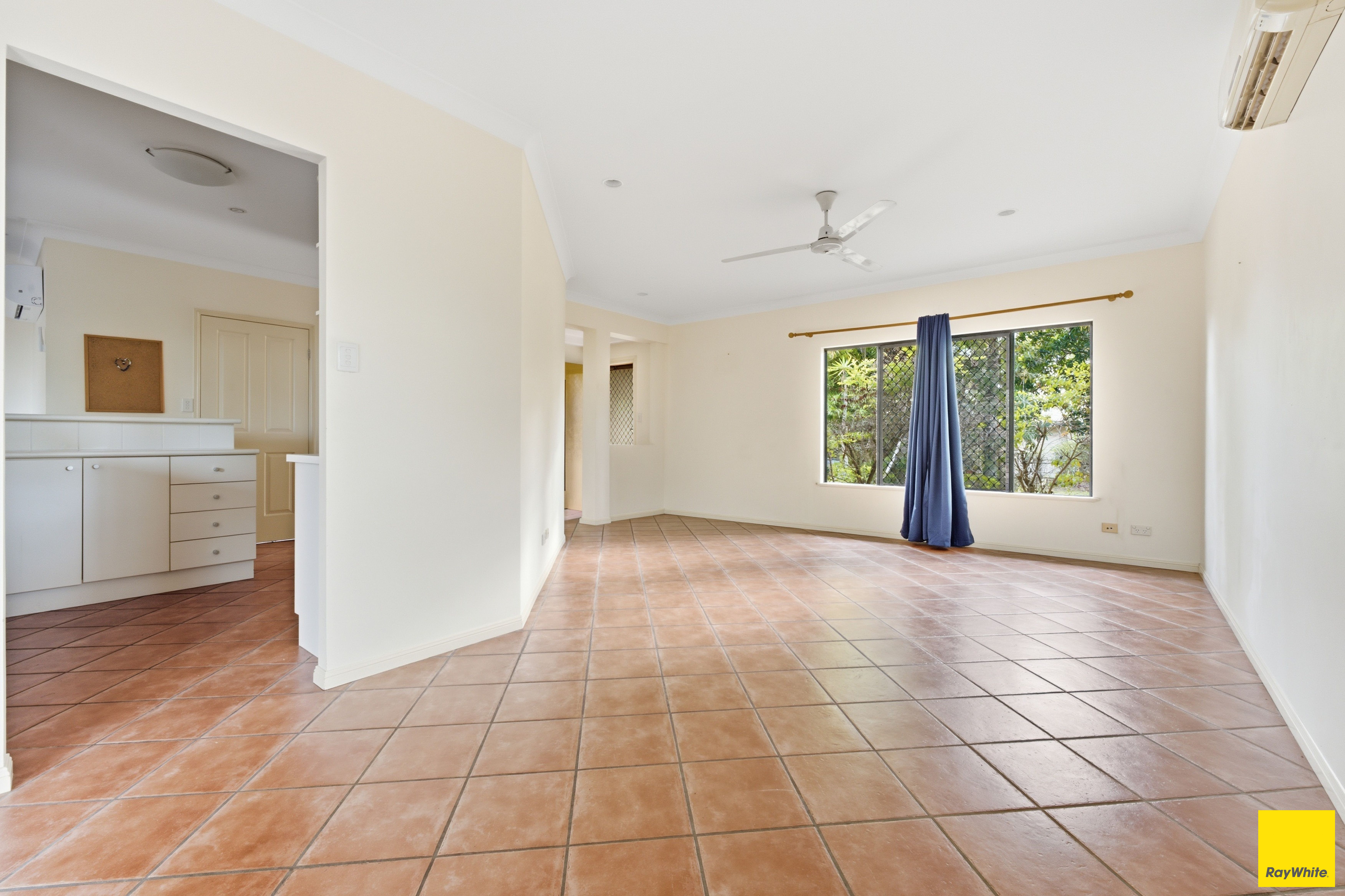 1 Kurrimine Close — photo 7 of 21