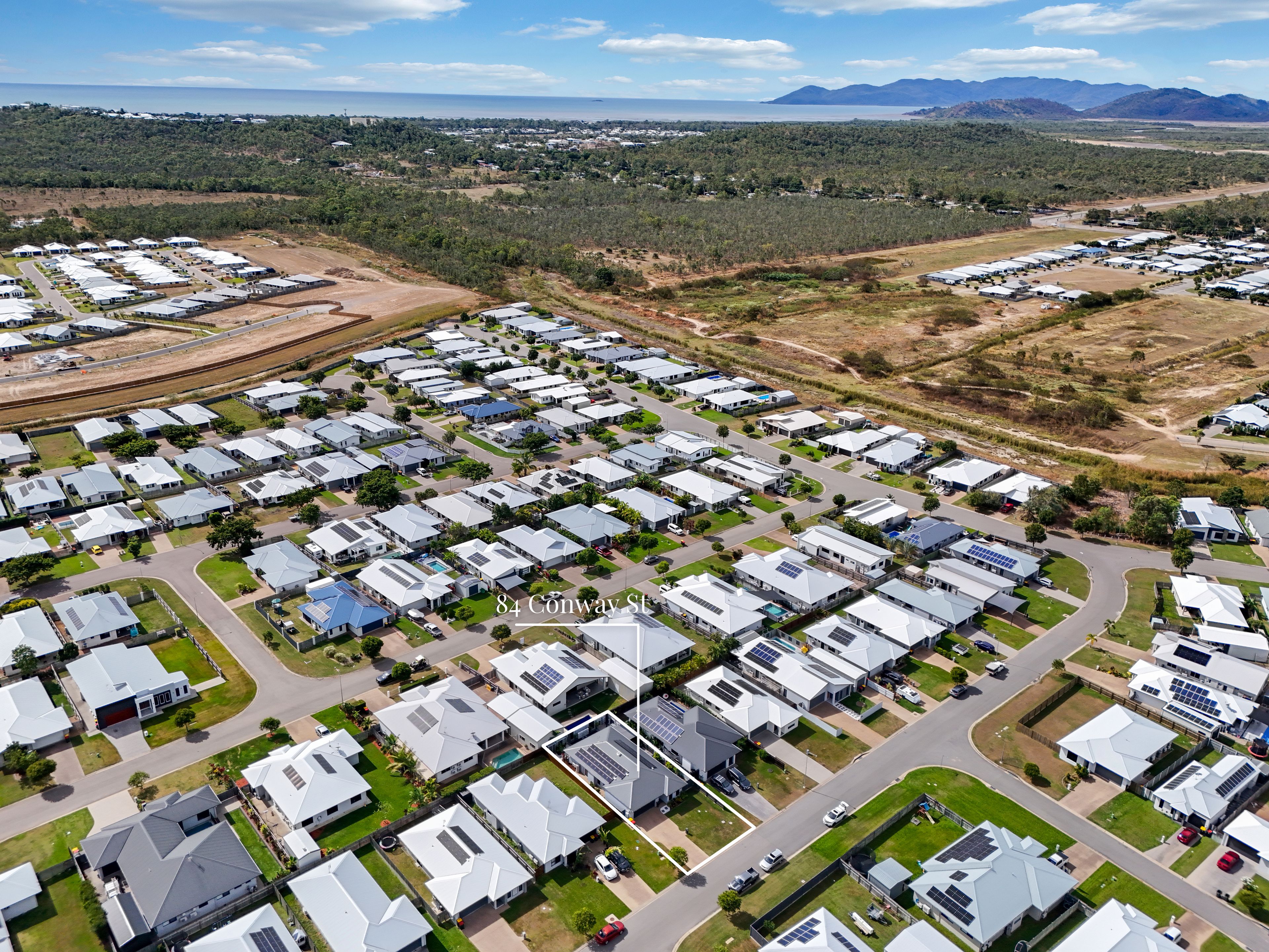 84 Conway Street, Mount Low, QLD 4818