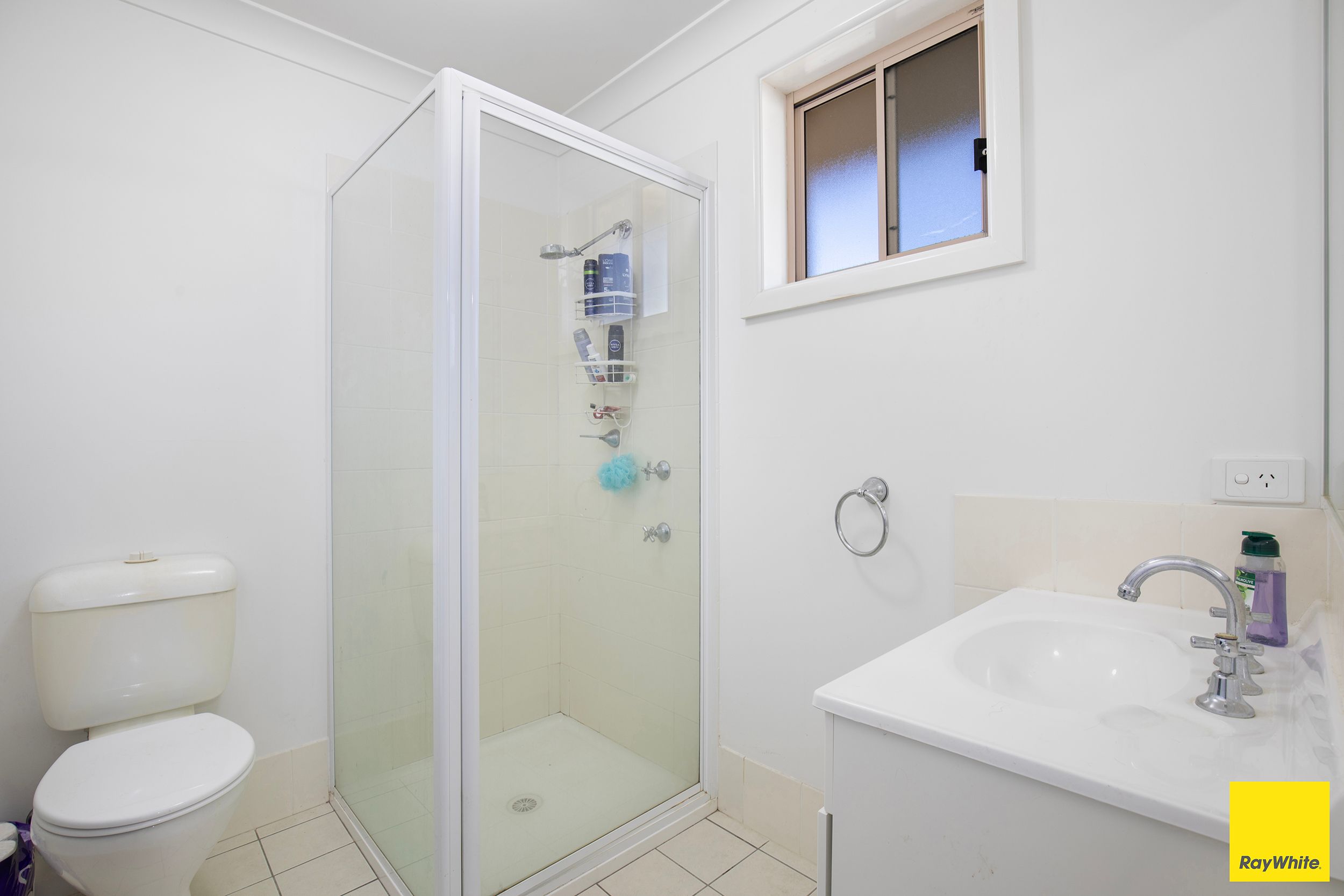 203 Lambeth Street — photo 8 of 11