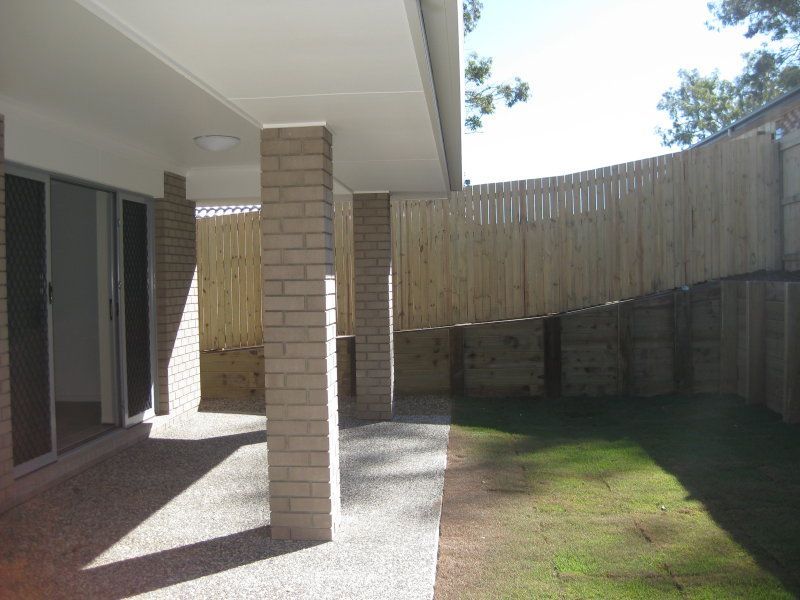 16 Flowers Place, Richlands, QLD 4077