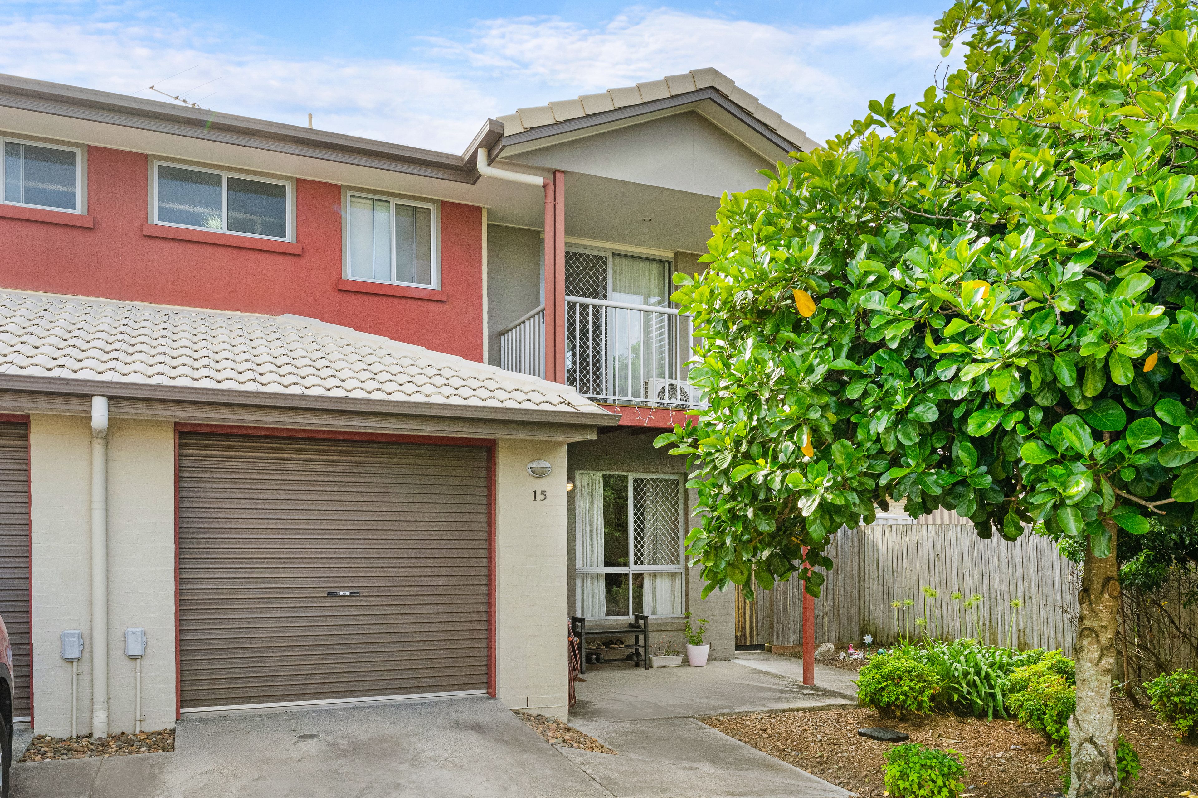 15/6-32 University Drive, Meadowbrook, QLD 4131