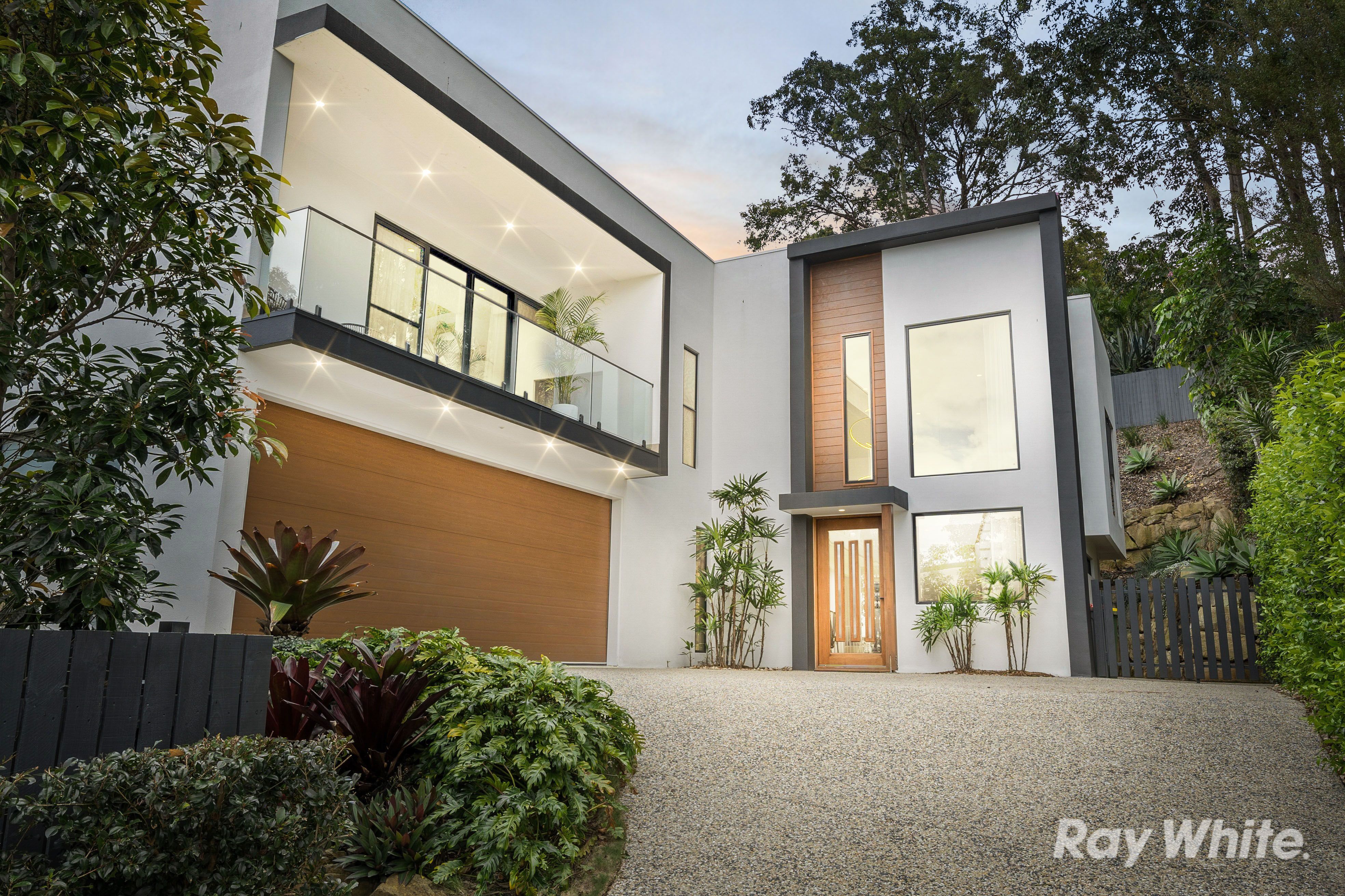 15A Holyoake Drive, Daisy Hill, QLD 4127