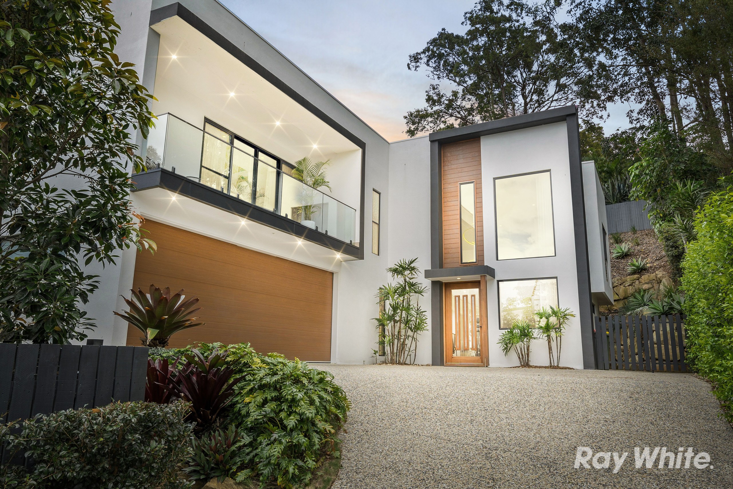 15A Holyoake Drive, Daisy Hill, QLD 4127