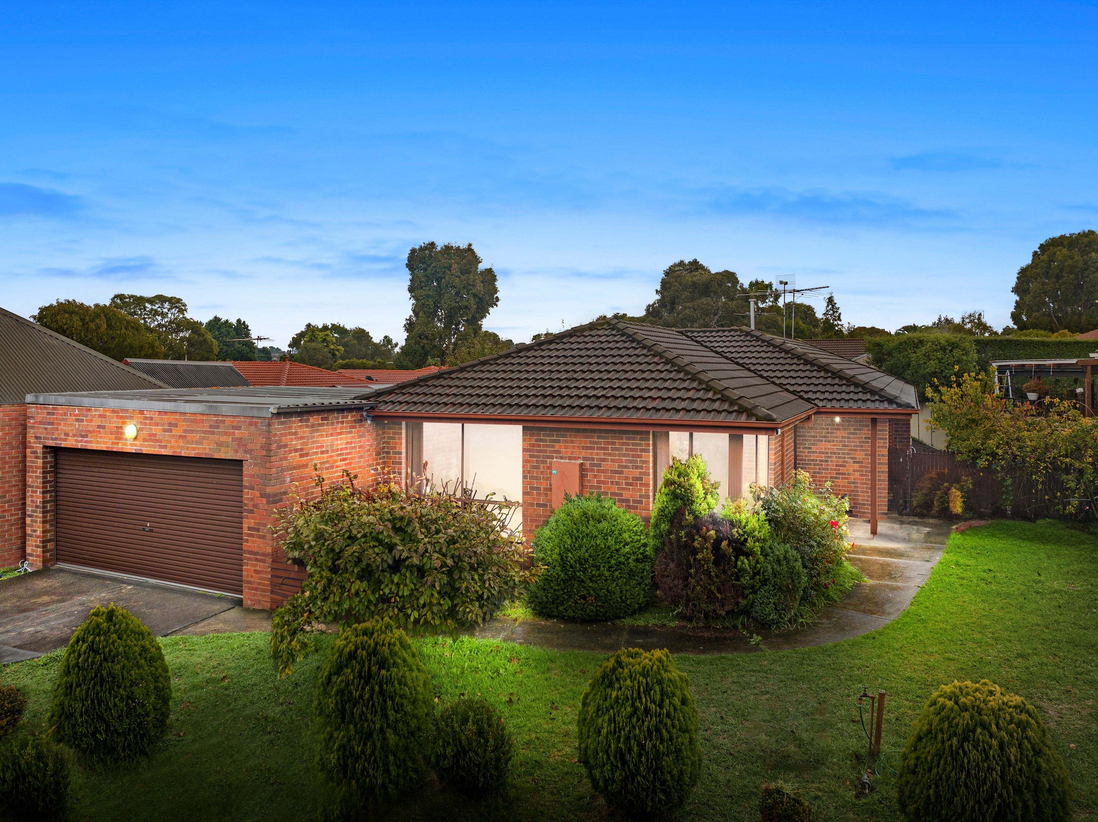1 Clement Court, Mill Park VIC 3082