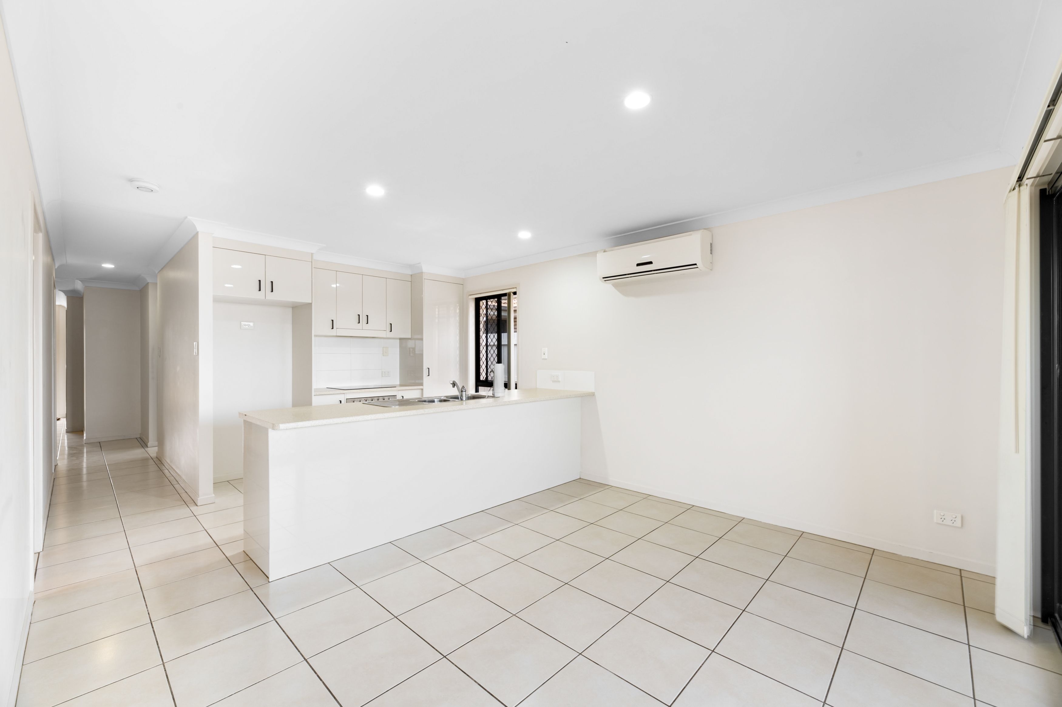 14 Severn Crescent, North Lakes, QLD 4509