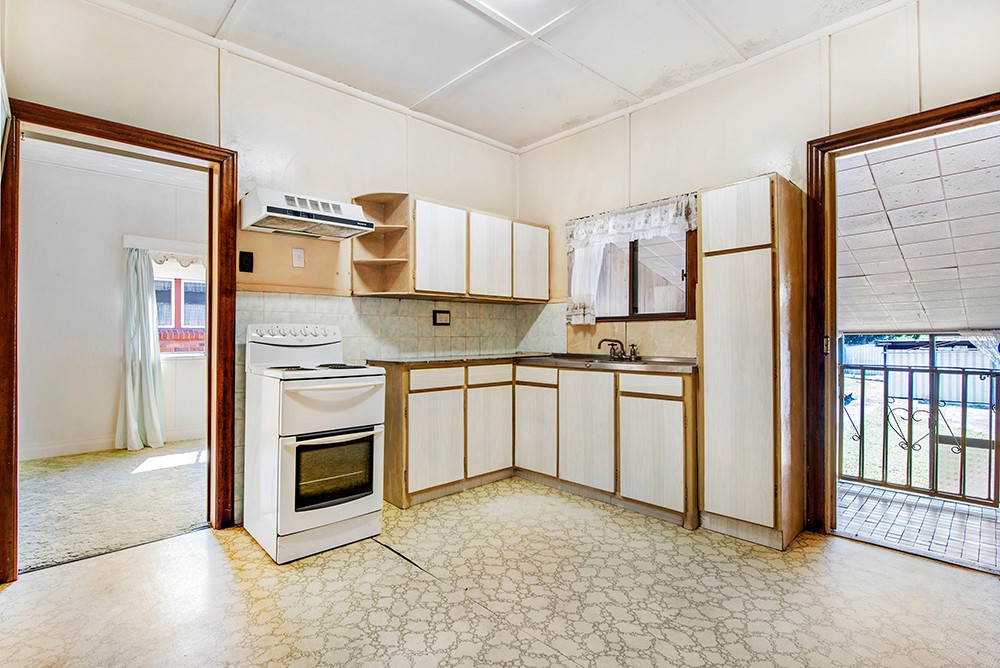 99 Pembroke Street, Carina, QLD 4152