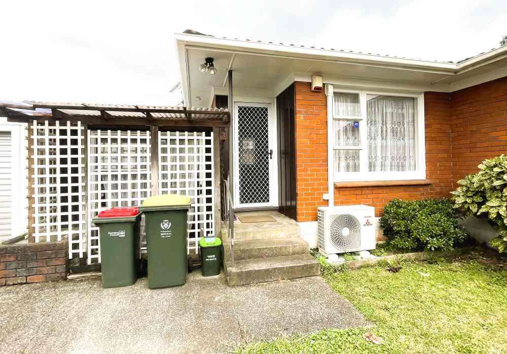 3/42A Carruth Road photo 0