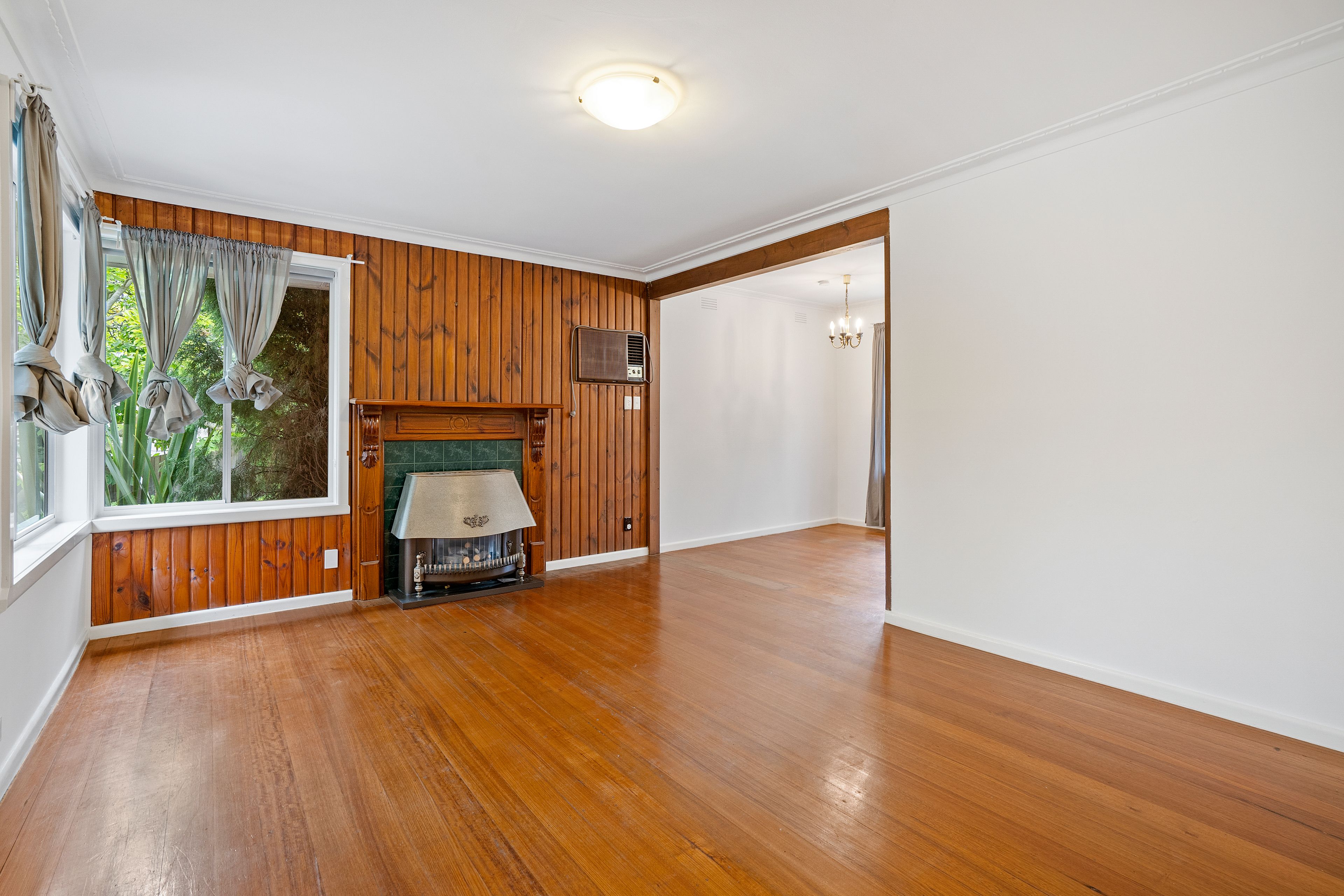 101 Allister Avenue — photo 5 of 6