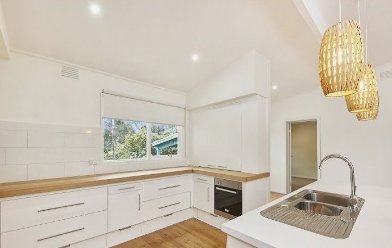 16 Mont Albert Road, Ferntree Gully, VIC 3156
