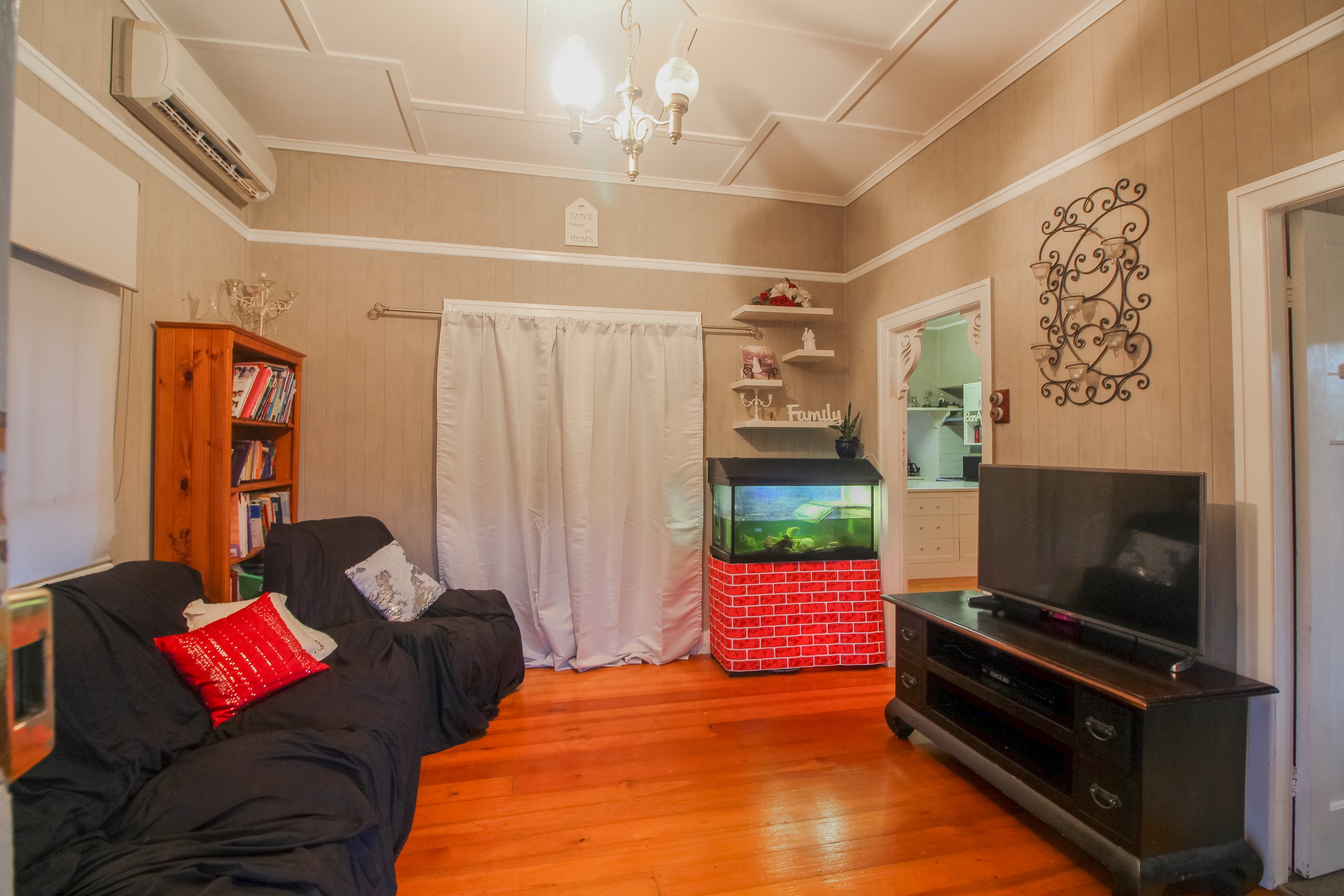 40 Mary Street, Blackstone, QLD 4304