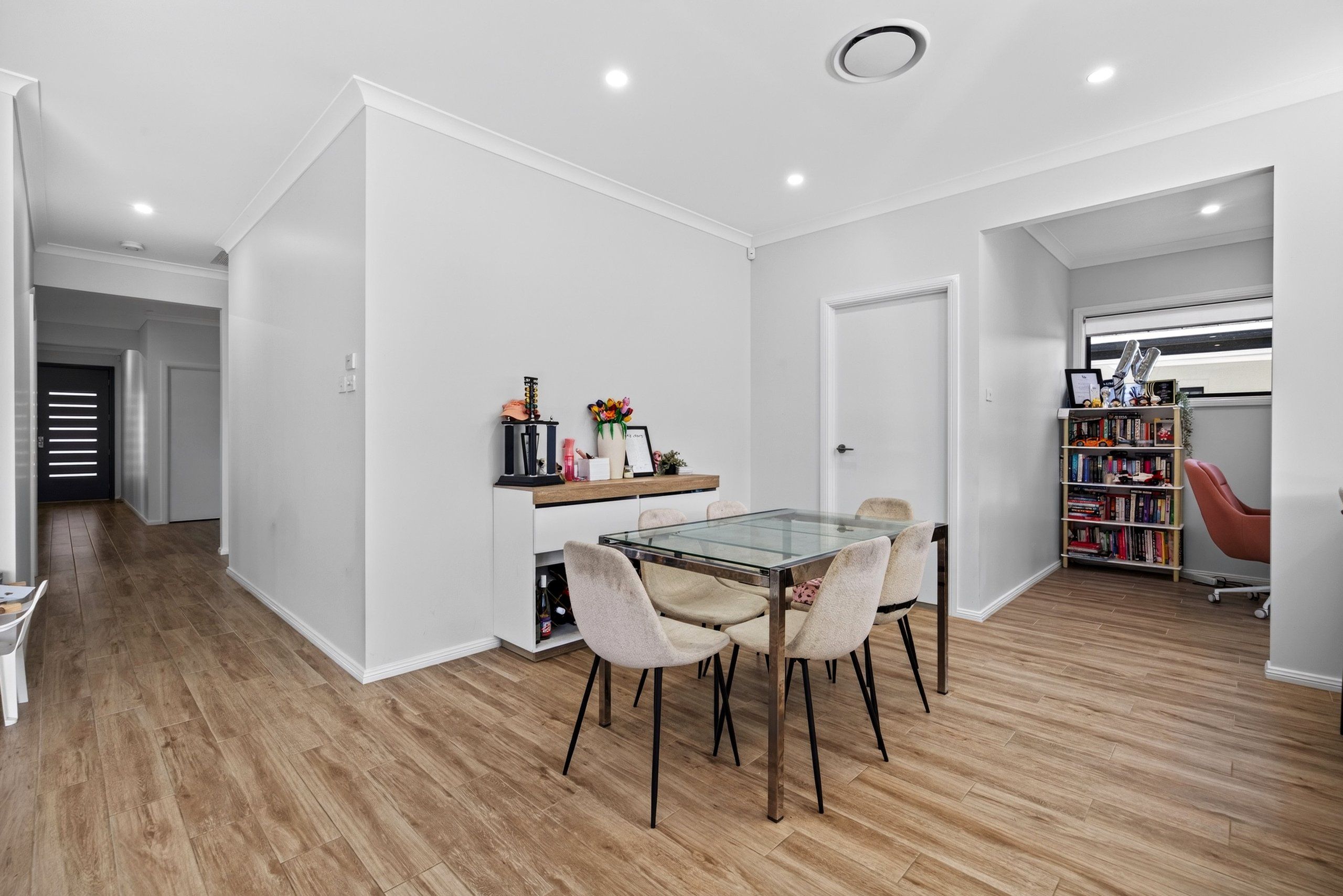 20 Burrough Street — photo 7 of 19