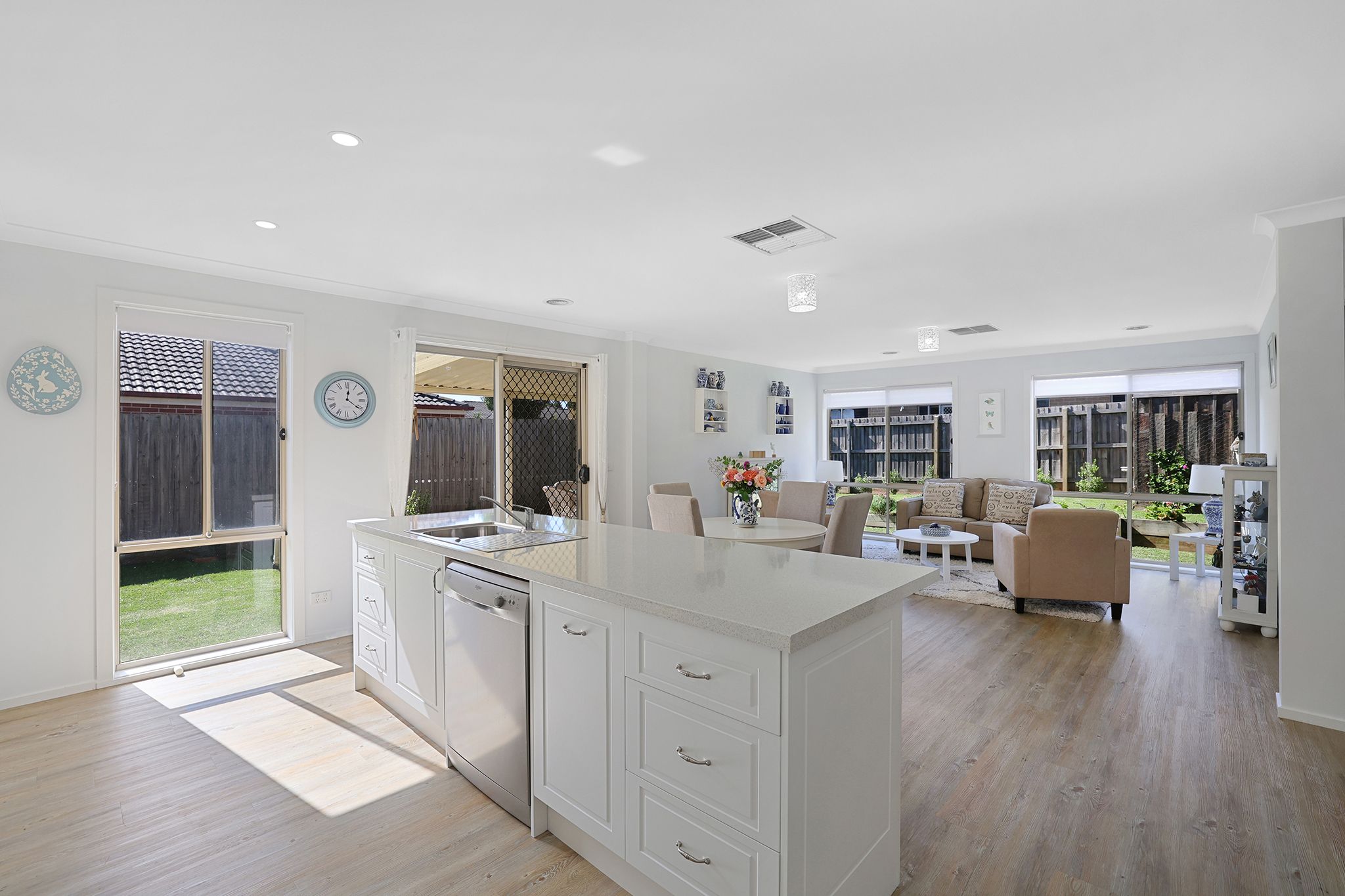 6 Clifford Drive — photo 2 of 24