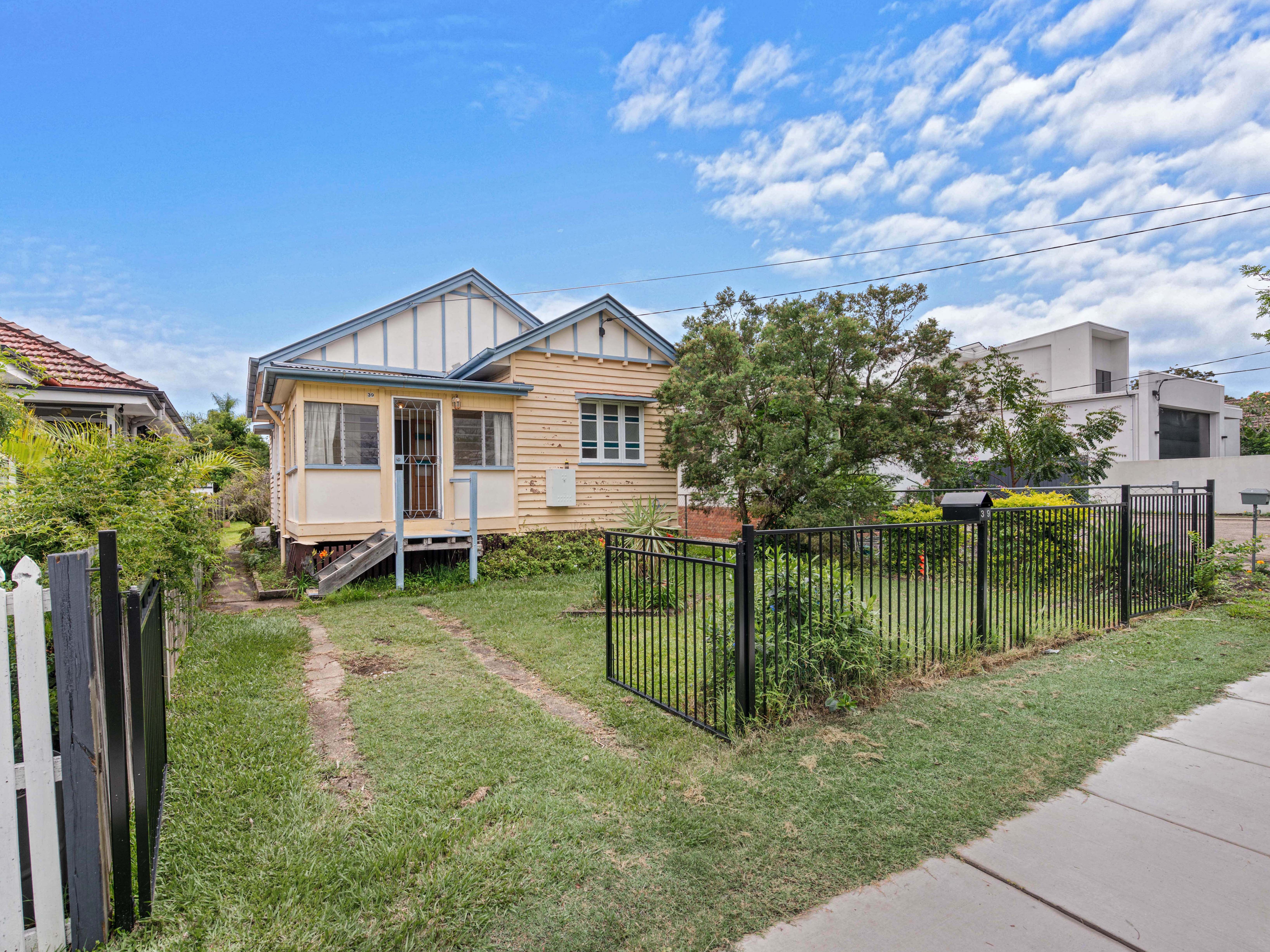 39 Elizabeth Street, Sherwood, QLD 4075
