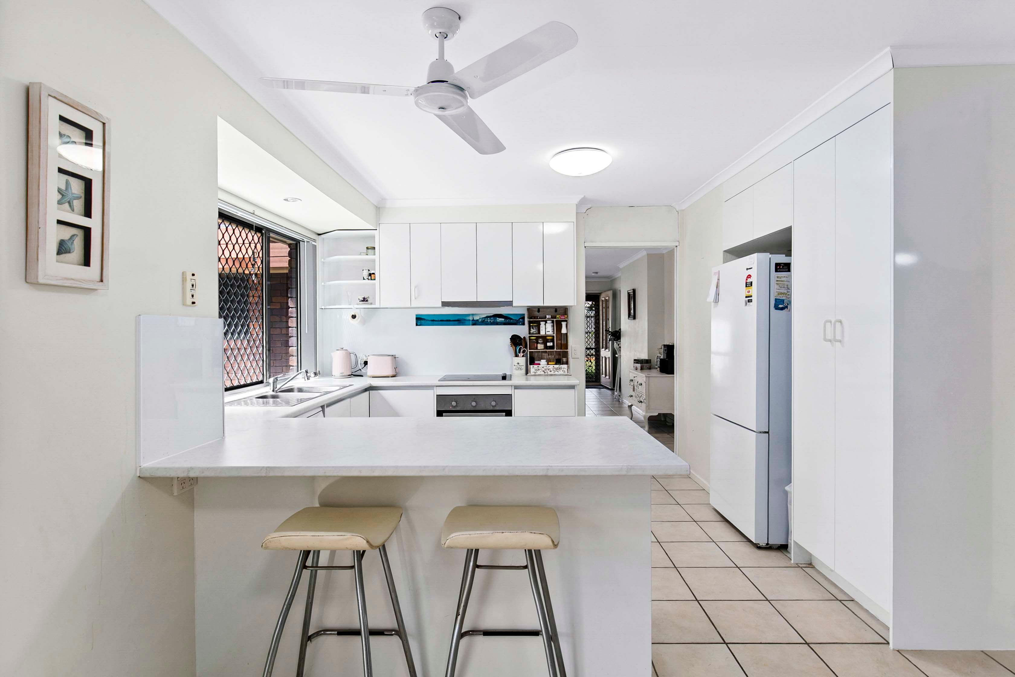 6 Corbet Court — photo 8 of 25