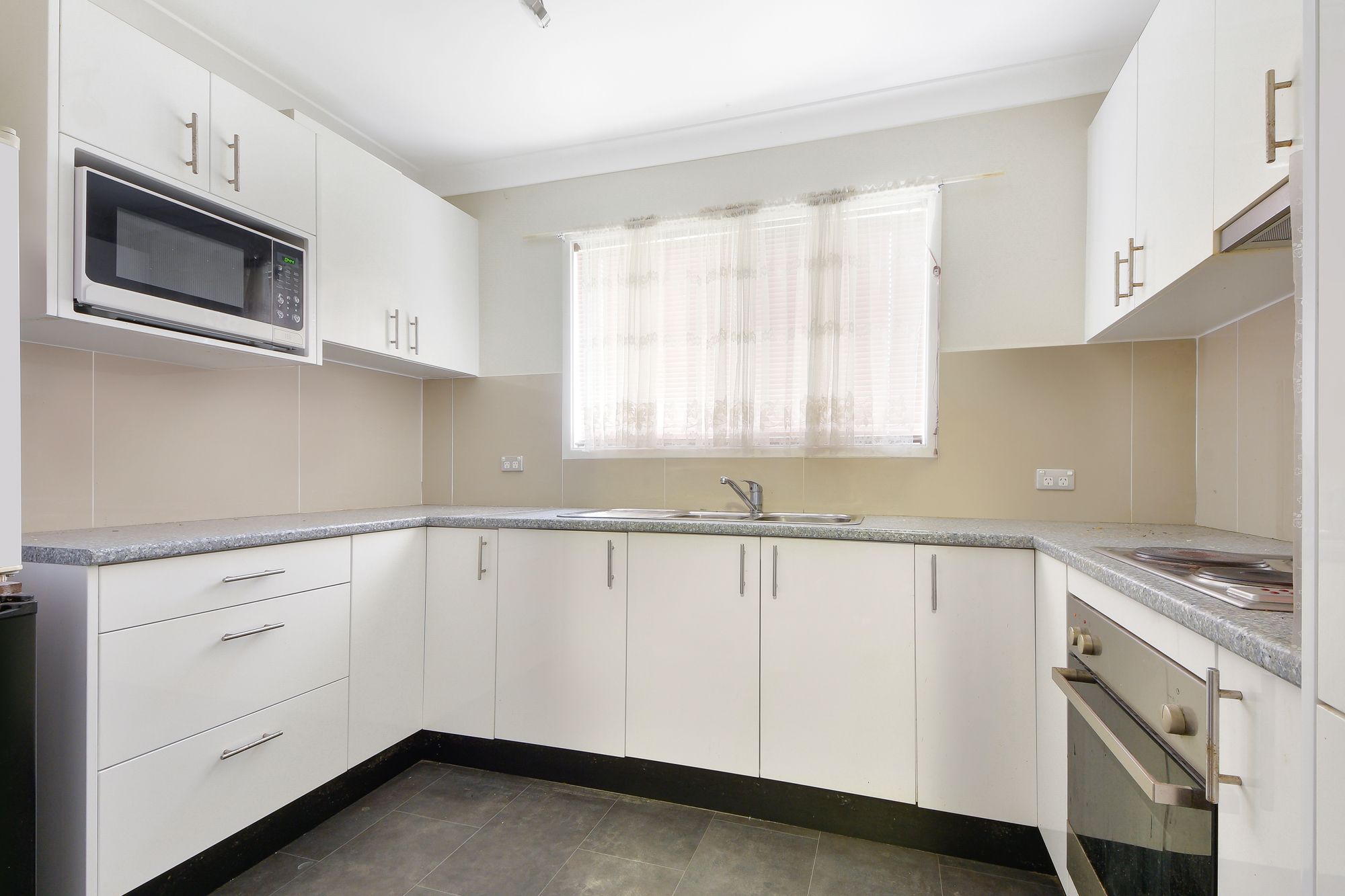 15/90 Chester Road, Ingleburn, NSW 2565
