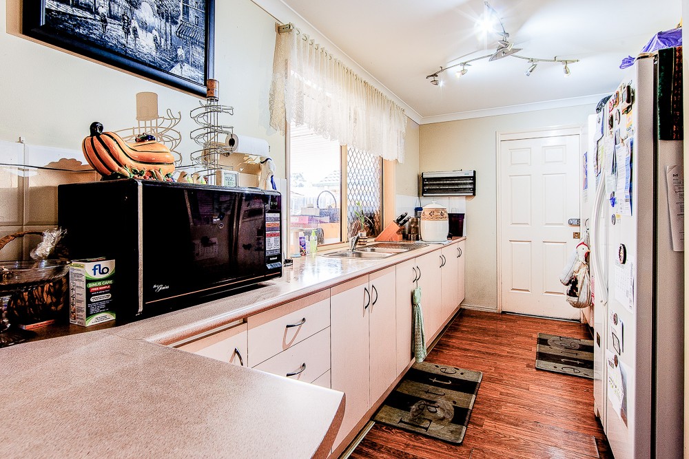 18 Oakwood Drive, Waterford West, QLD 4133