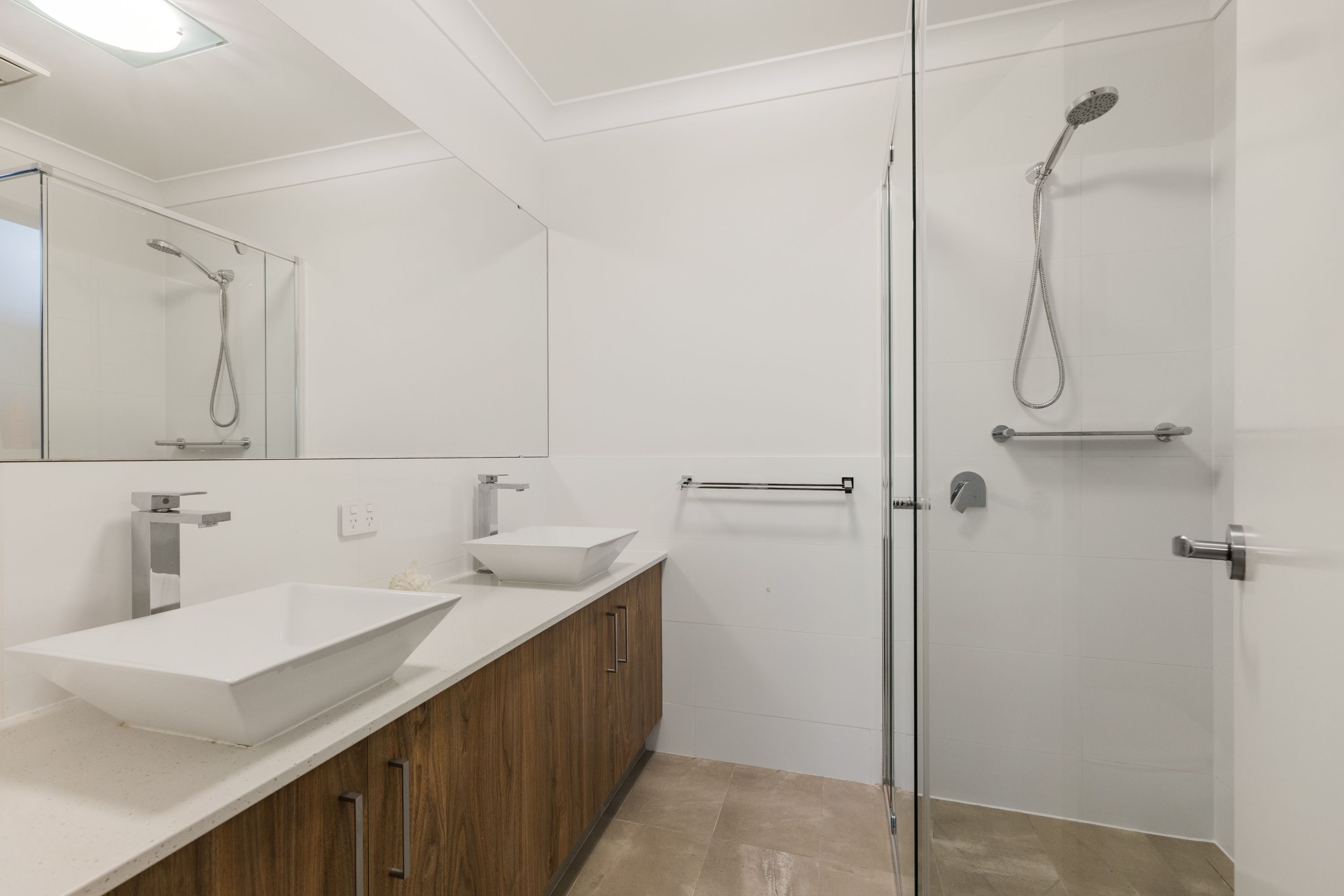 111 Turquoise Boulevard — photo 13 of 15